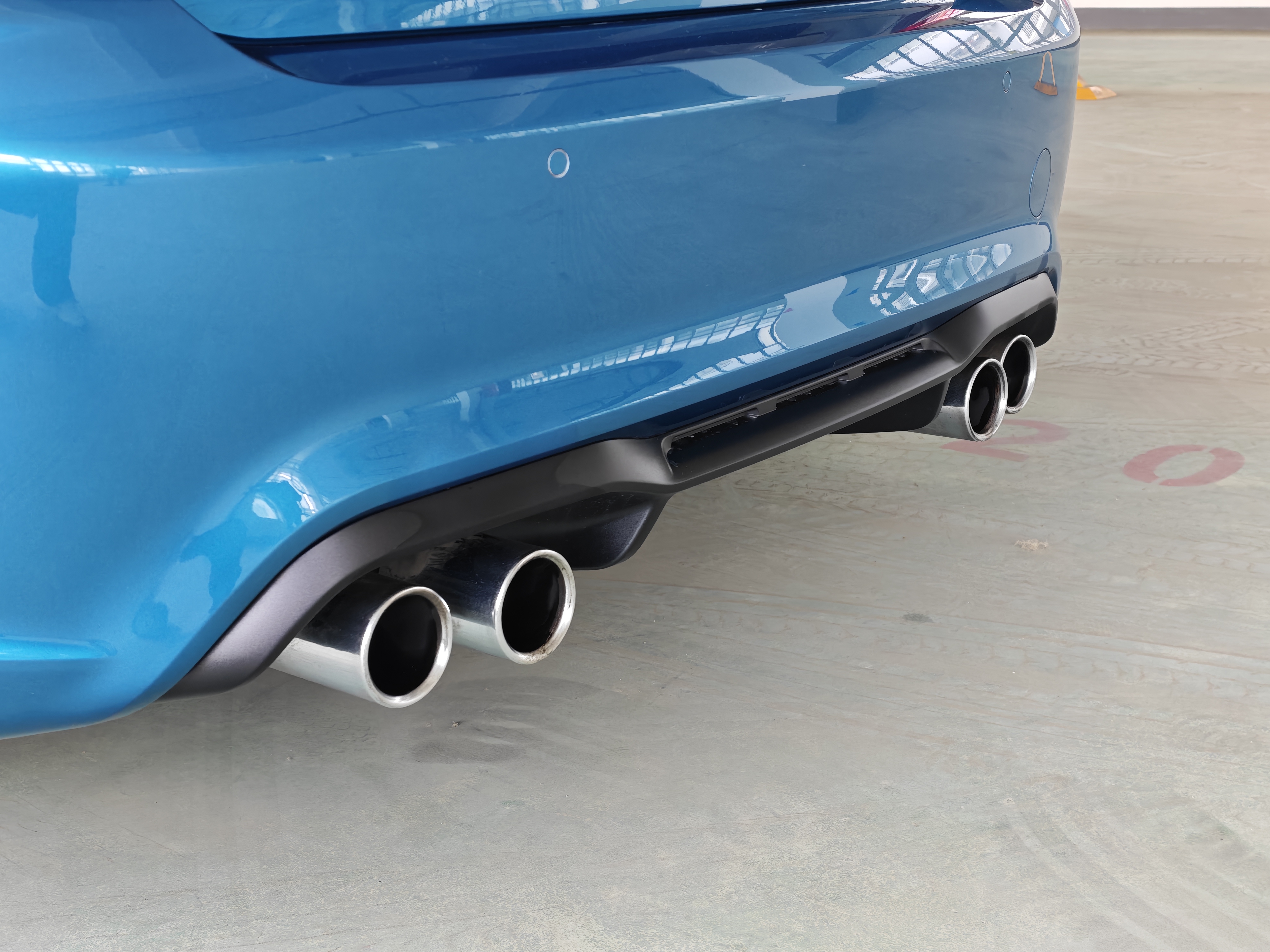 BMW M2 2017 car image #15