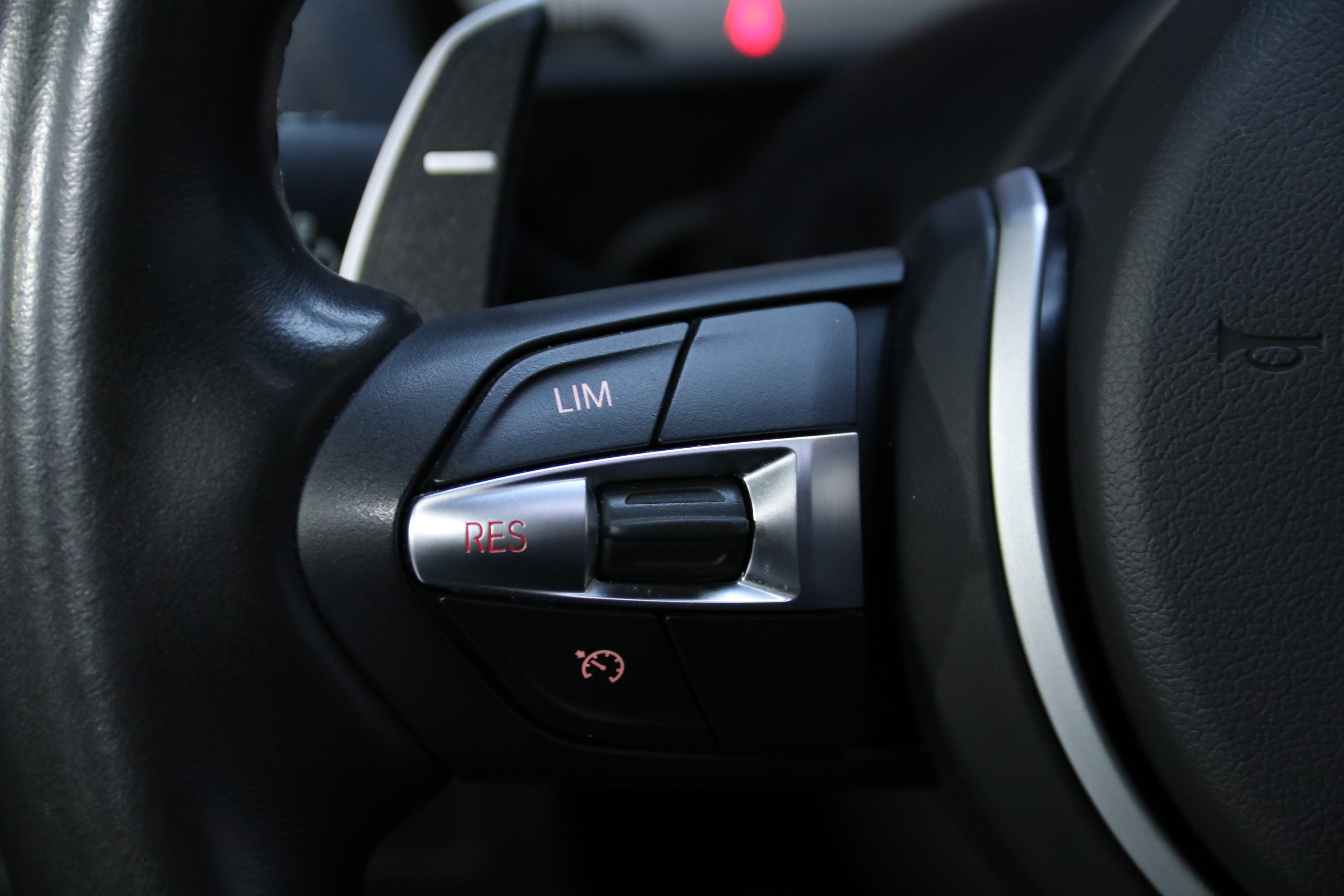 BMW M2 2016 car image #15