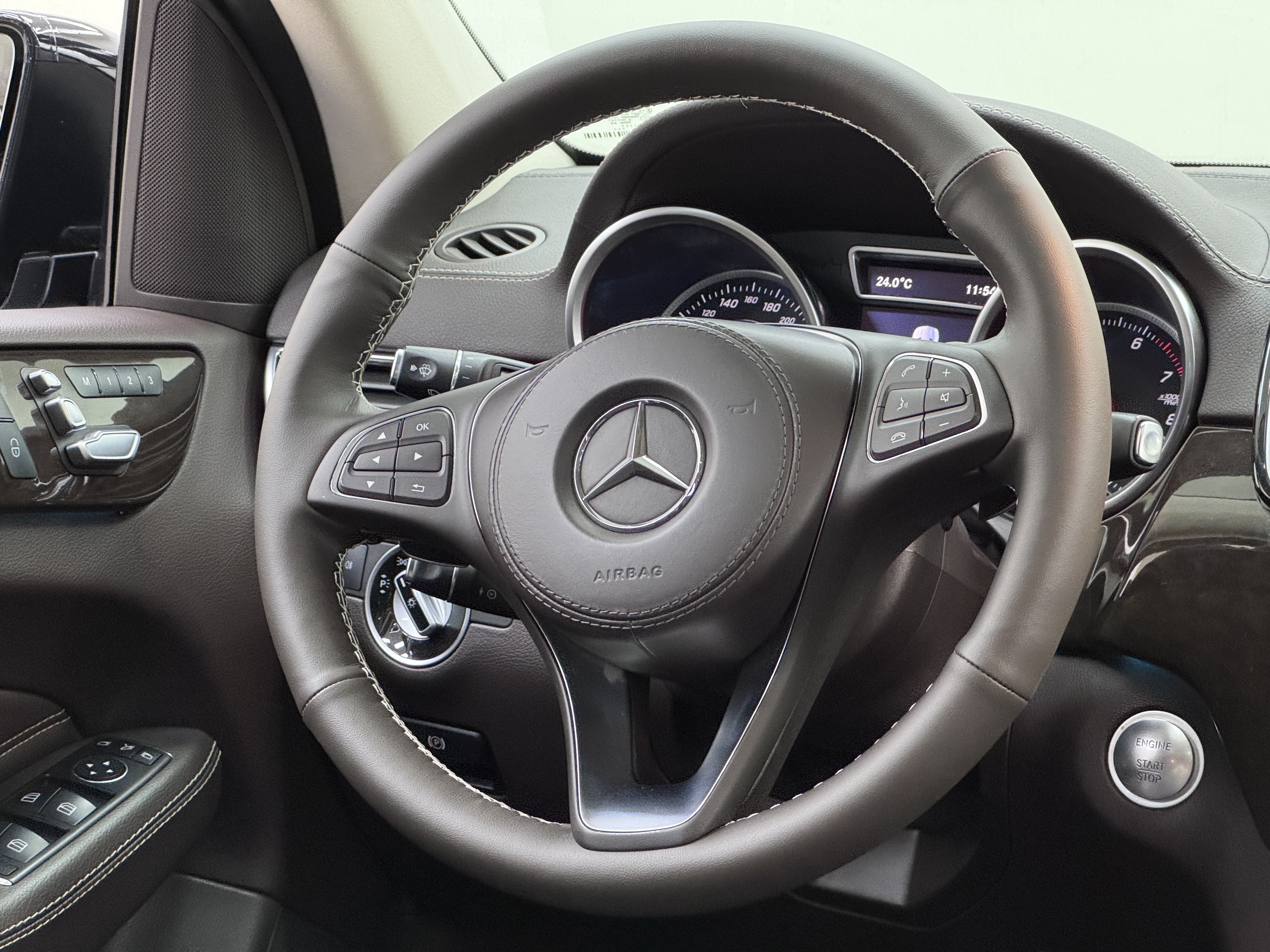 Mercedes-Benz GLS Class 2016 #15 Mercedes-Benz GLS Class 2016 car image #15