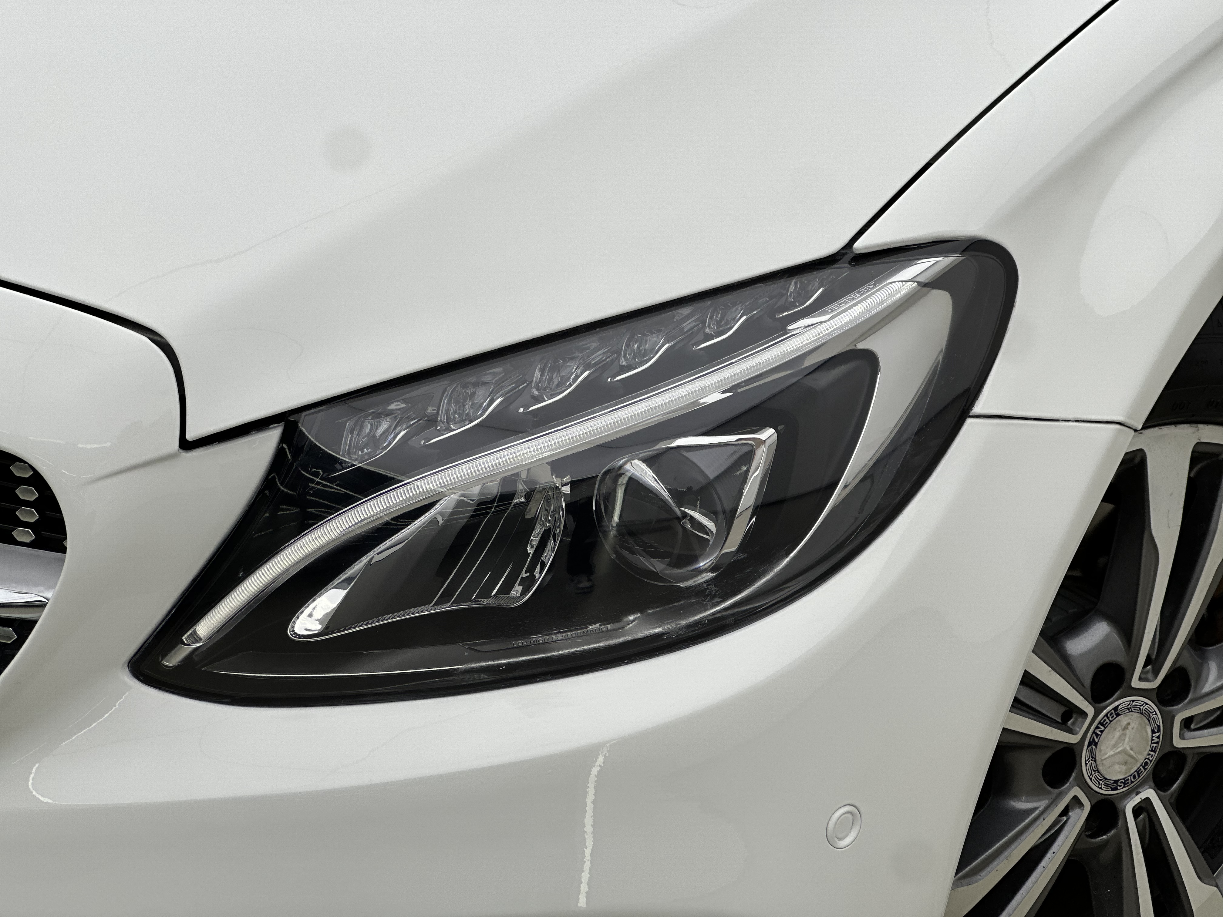 Mercedes-Benz C Class 2016 car image #15