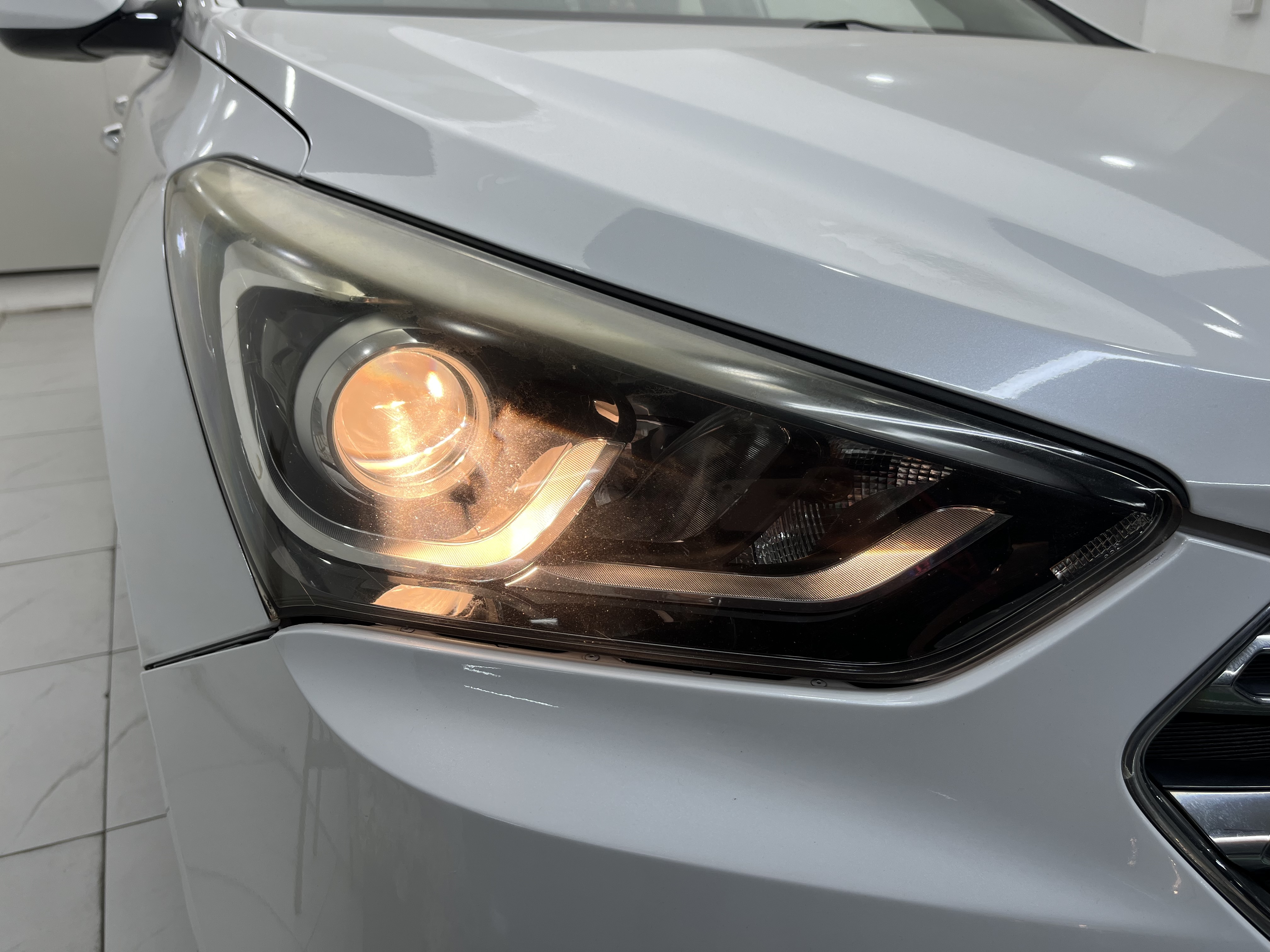 Hyundai Santa Fe 2018 immagine di auto #15