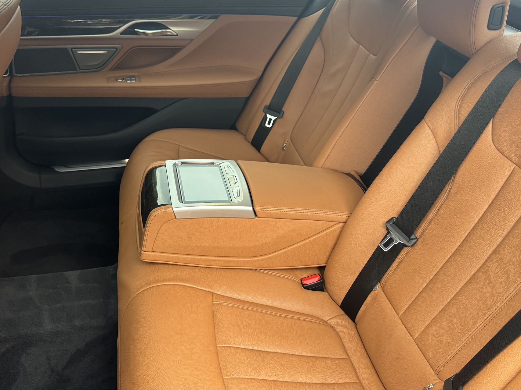 BMW 7 Series New Energy 2017 #15 BMW 7 Series New Energy 2017 car image #15