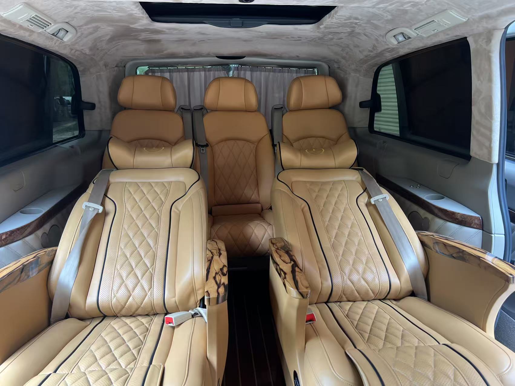 奔驰 唯雅诺 2014 汽车图片 #15