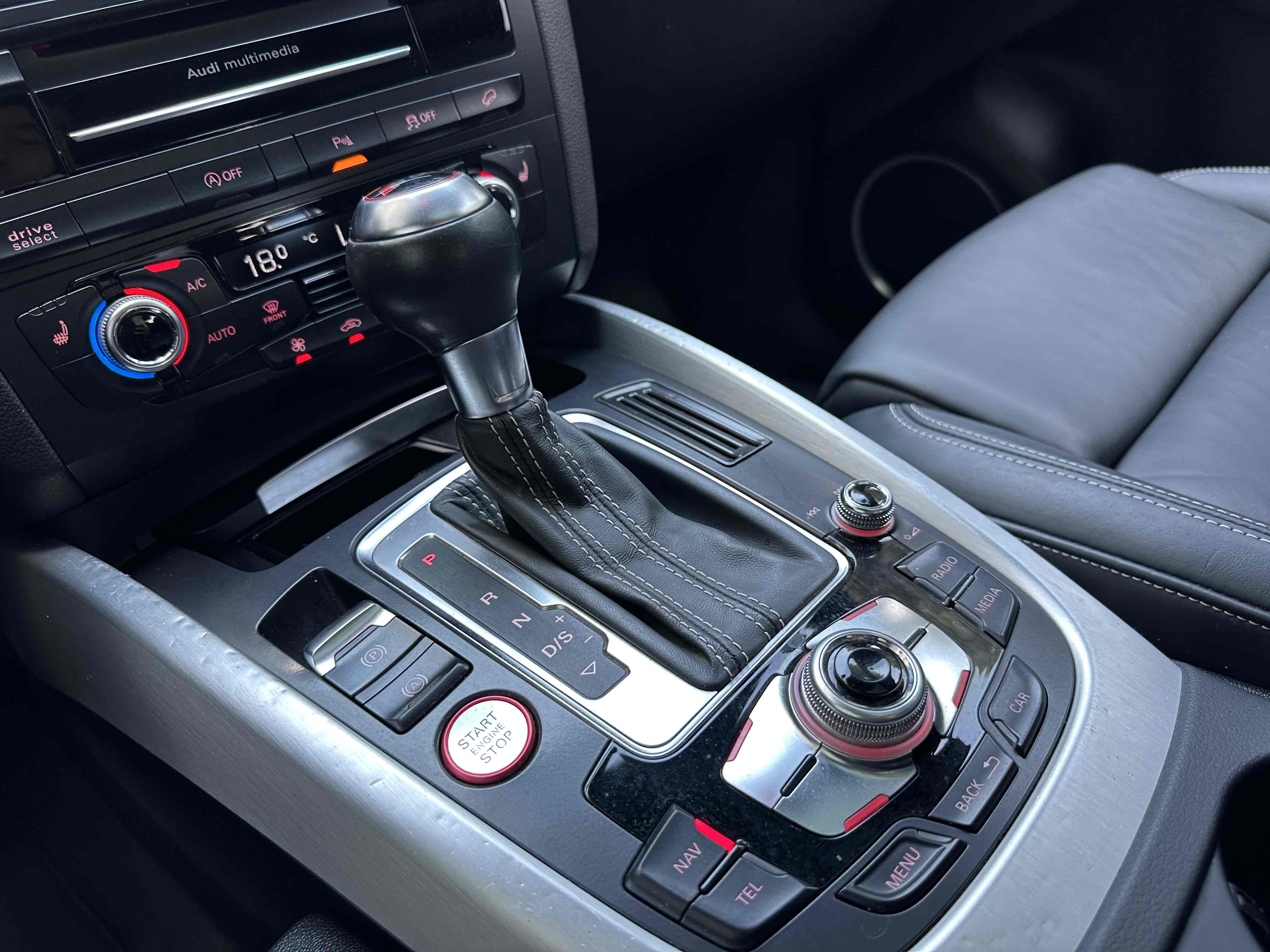 Audi SQ5 2016 imagen de coche #15