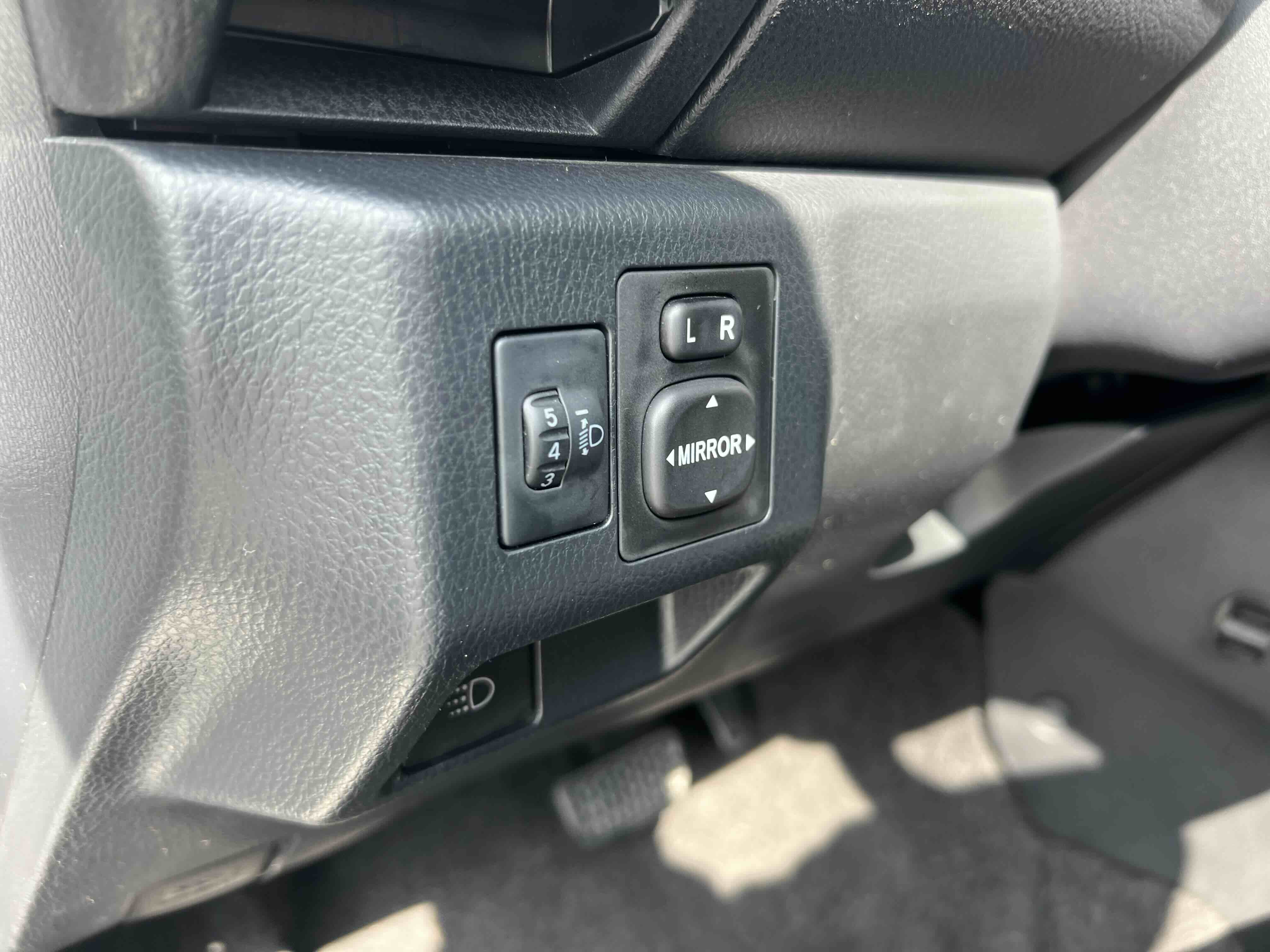 Yaris L Zhixuan 2017 car image #15