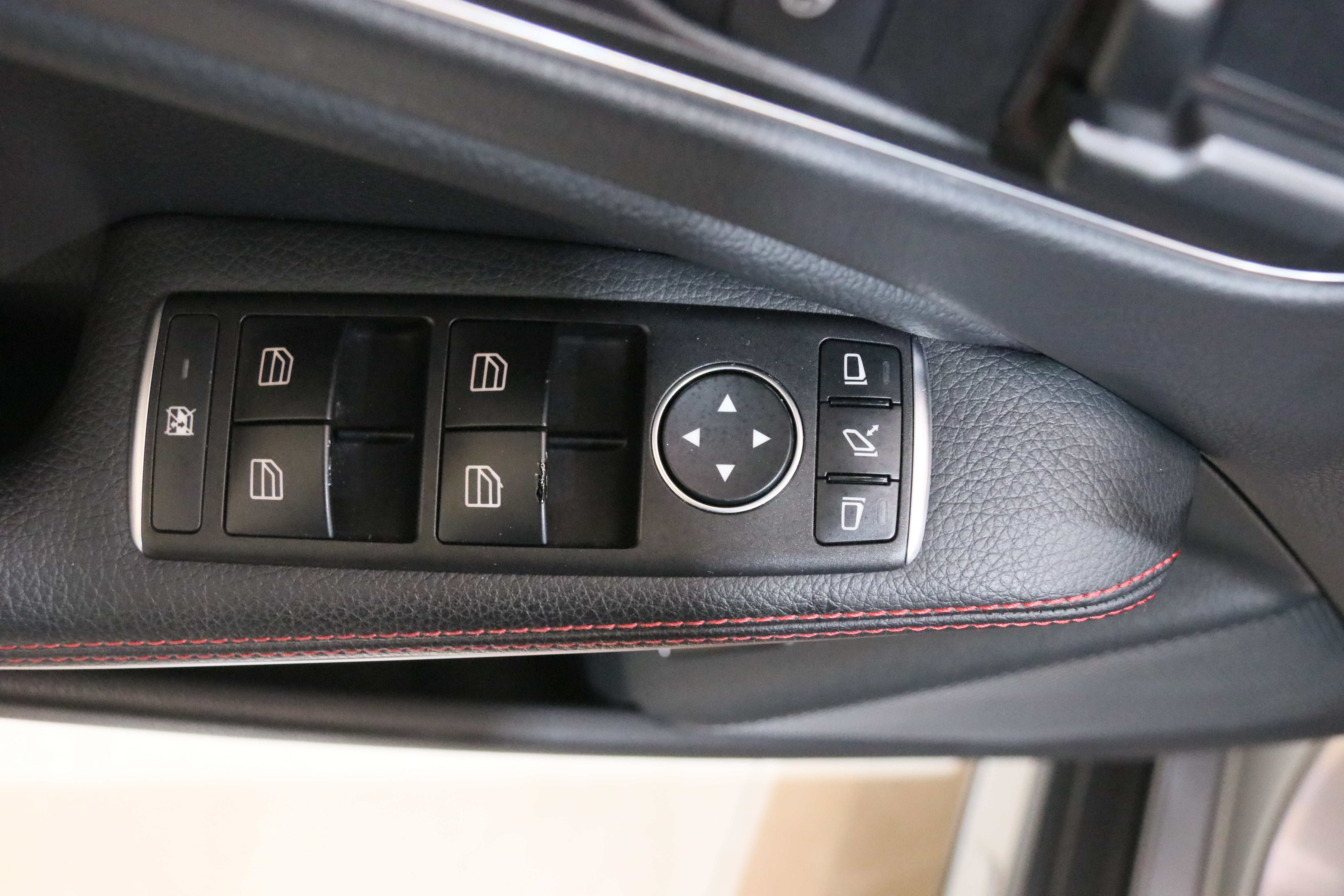 Mercedes-Benz GLA AMG 2017 car image #15