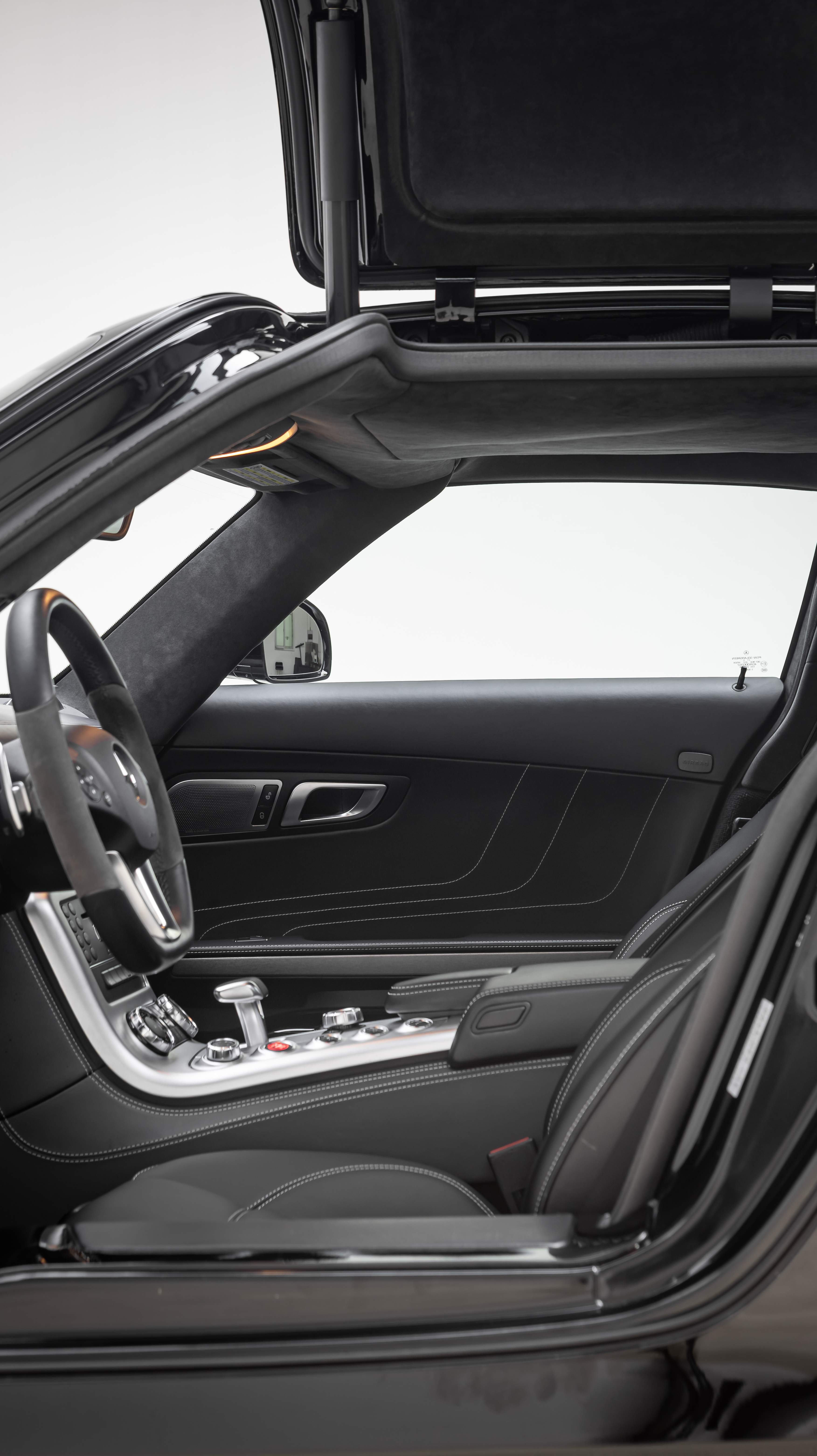 Mercedes-Benz SLS AMG 2015 #15 Mercedes-Benz SLS AMG 2015 car image #15