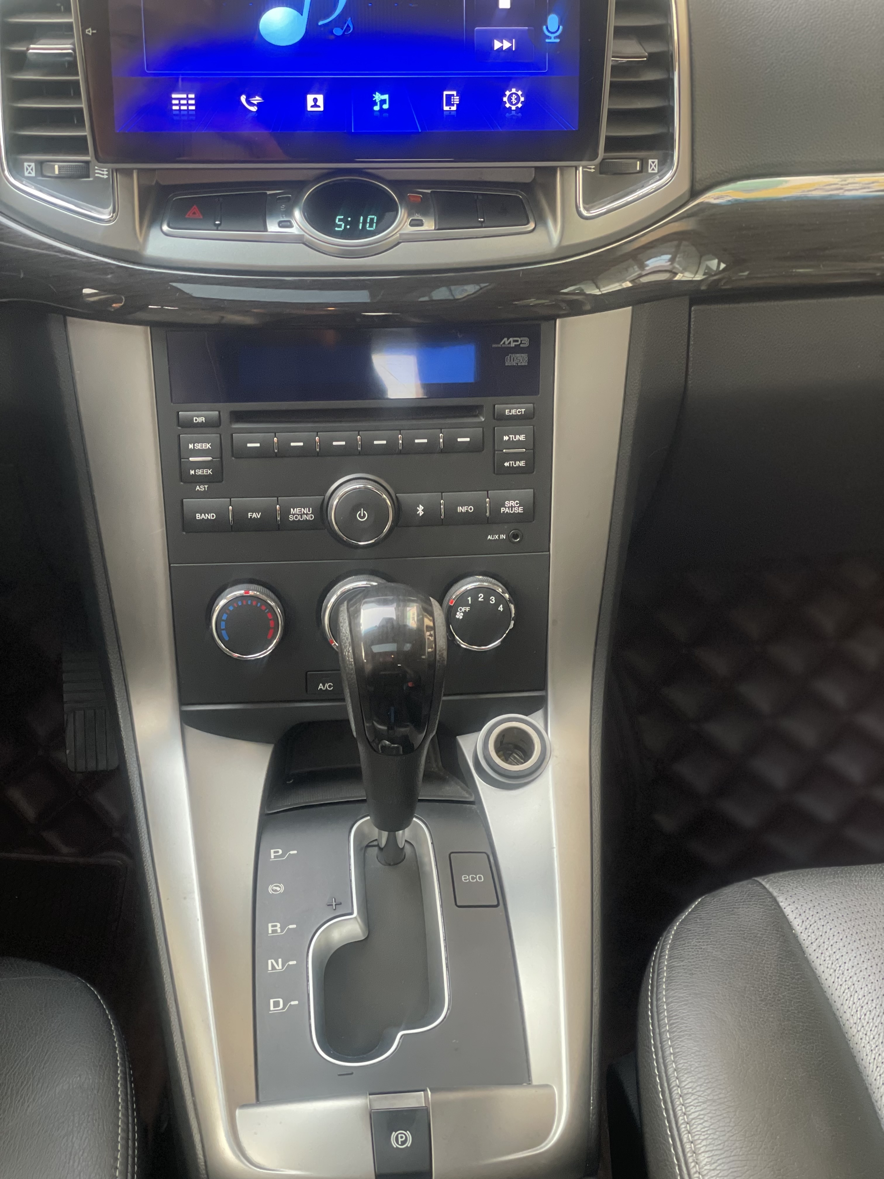 Chevrolet Captiva 2016 car image #15