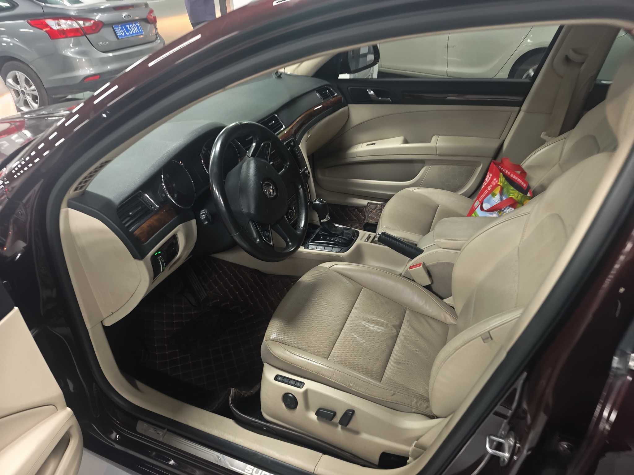 斯柯达 速派(进口) 2014 汽车图片 #15