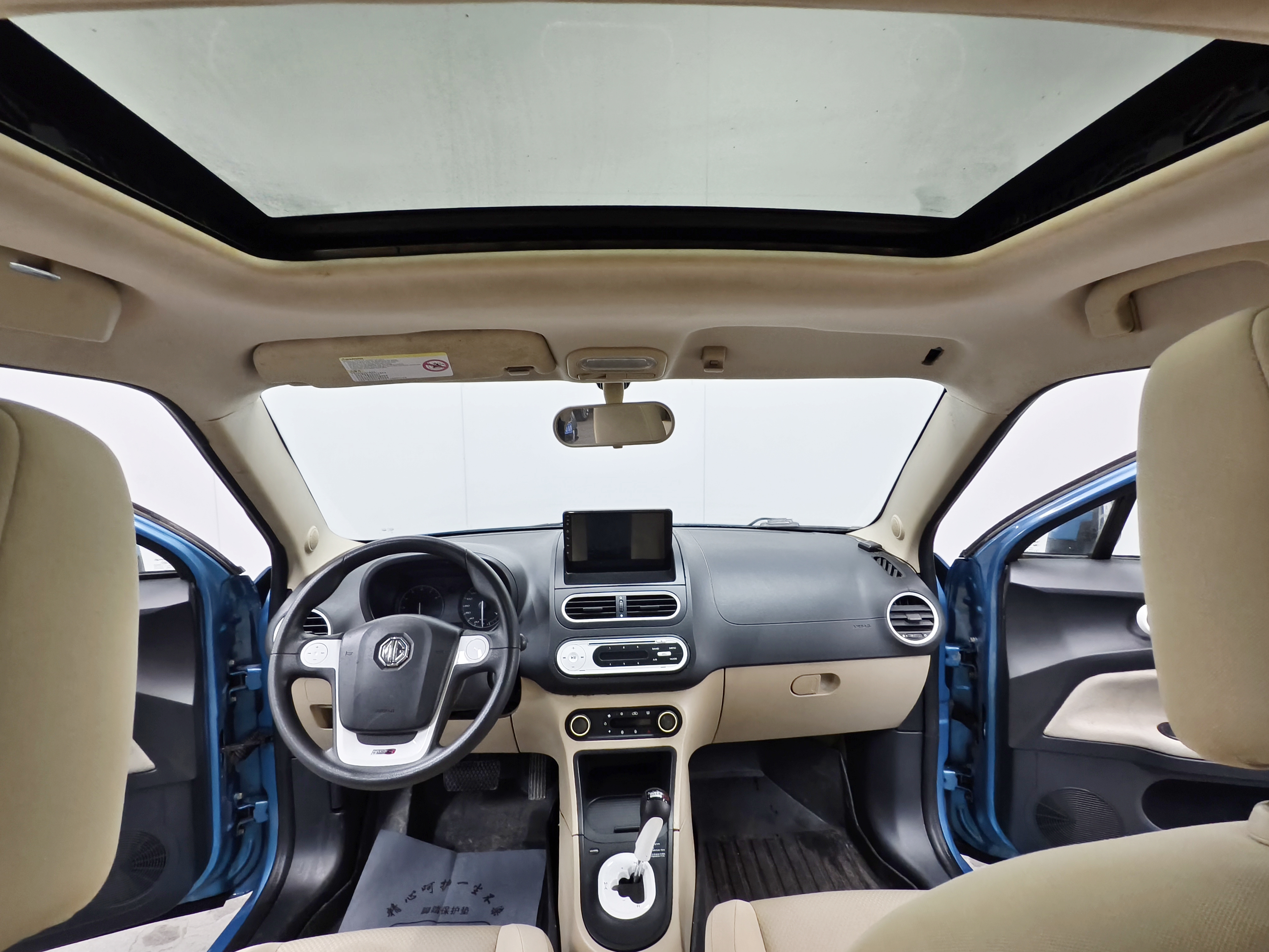 MG 3 2011 car image #15