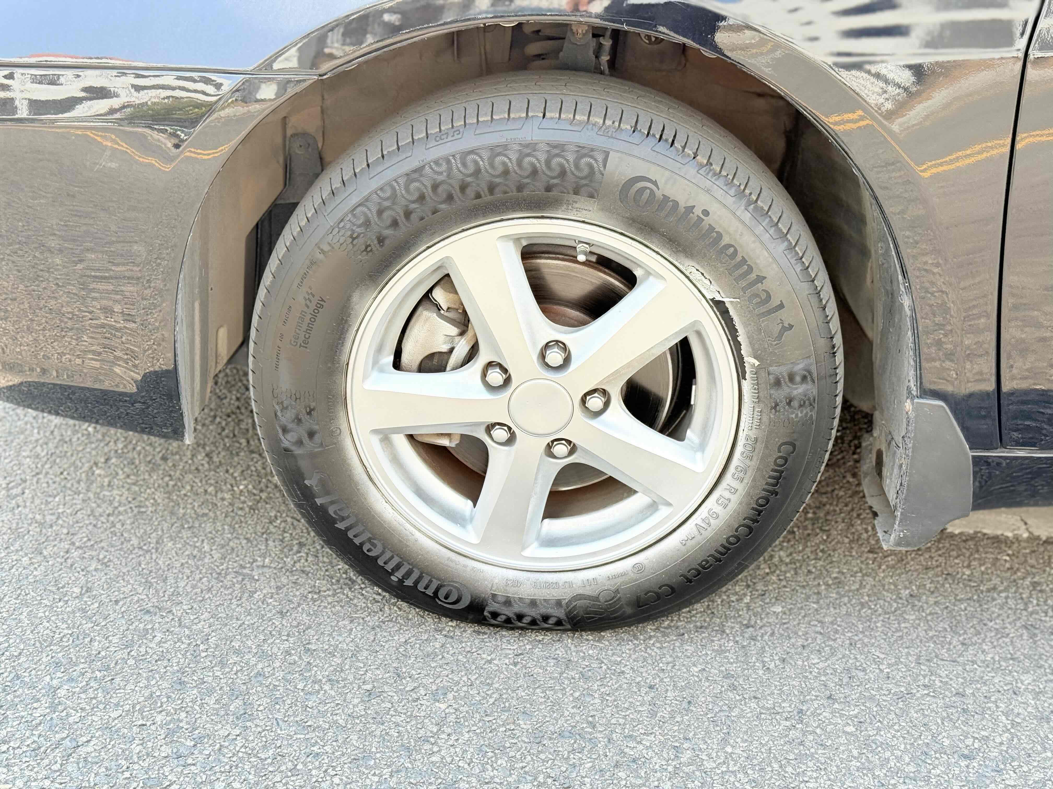 BYD F6 2010 car image #15