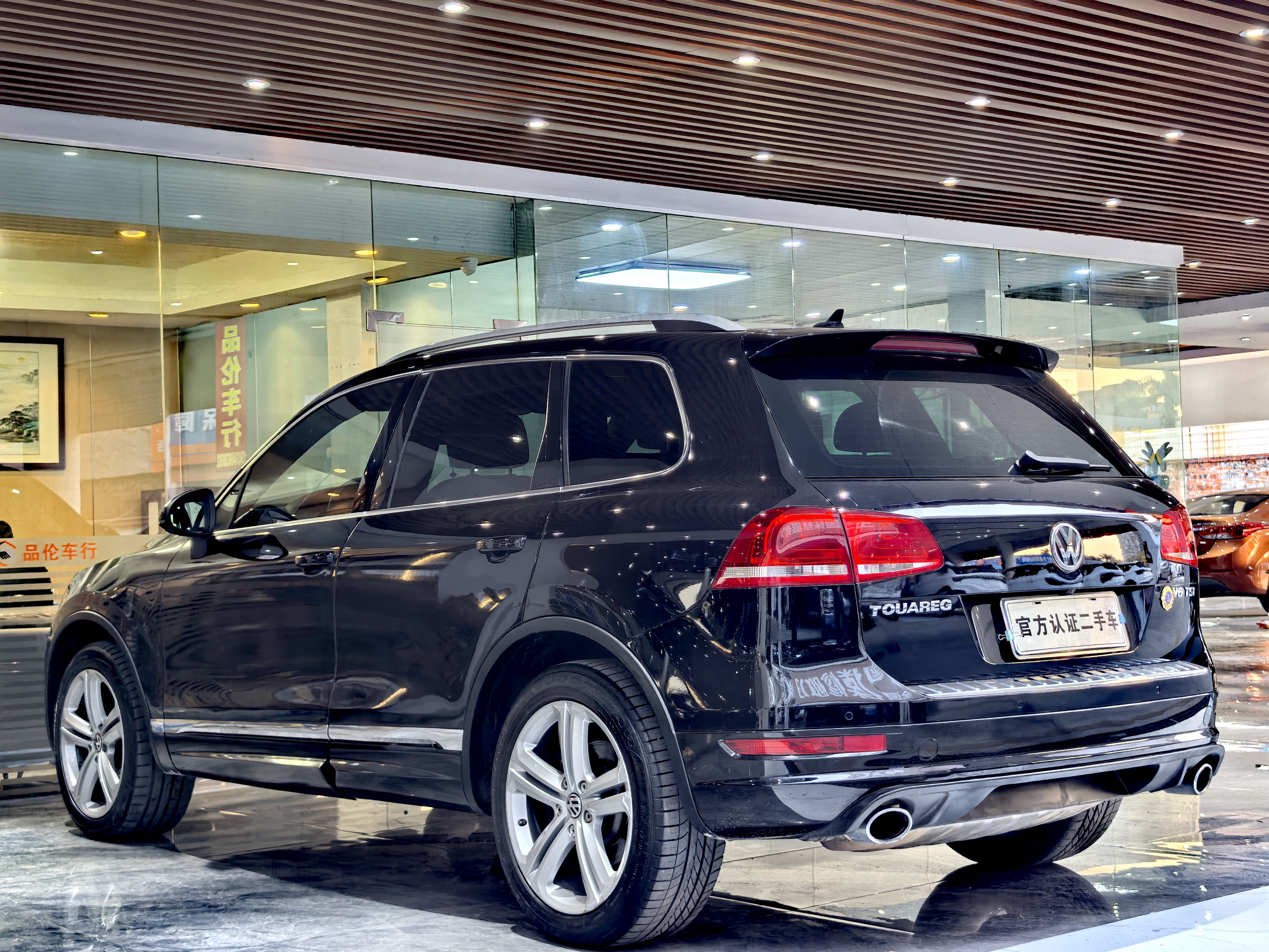 Volkswagen Touareg 2014 car image #15