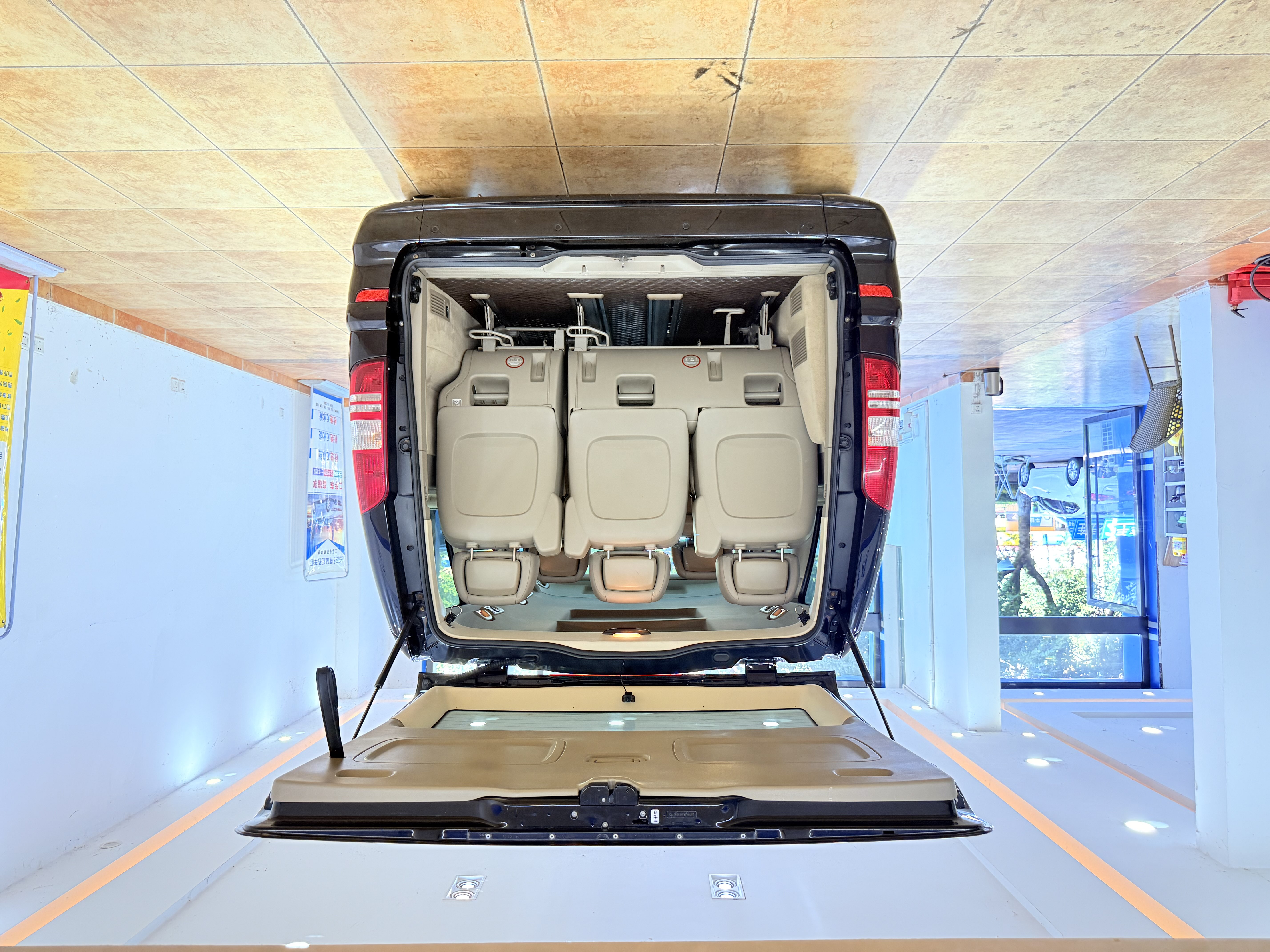 奔驰 唯雅诺 2015 汽车图片 #15