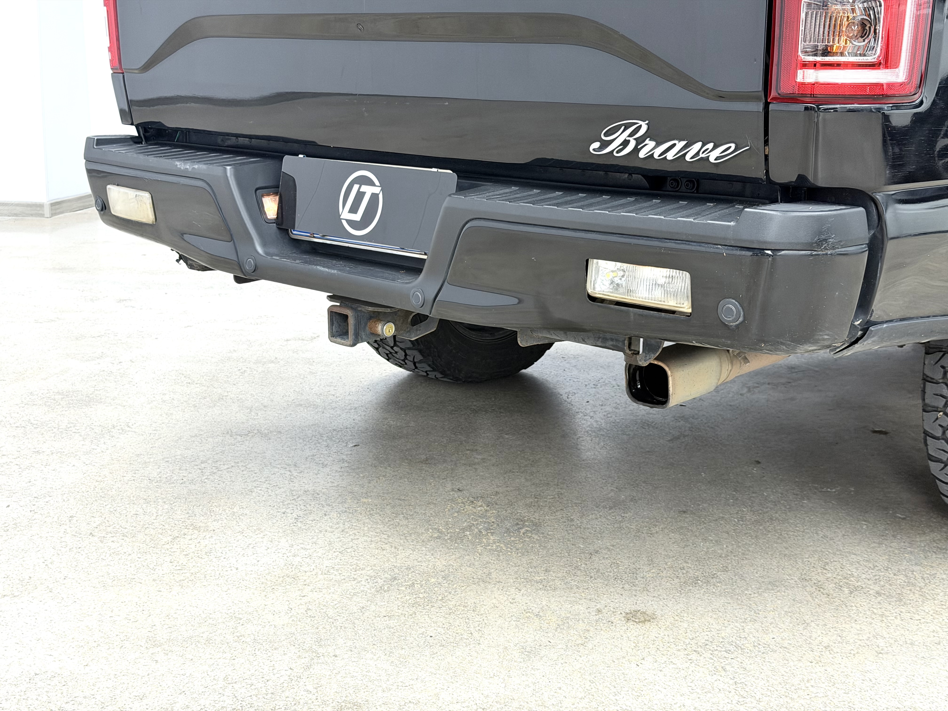 Ford F-150 Raptor 2017 car image #15