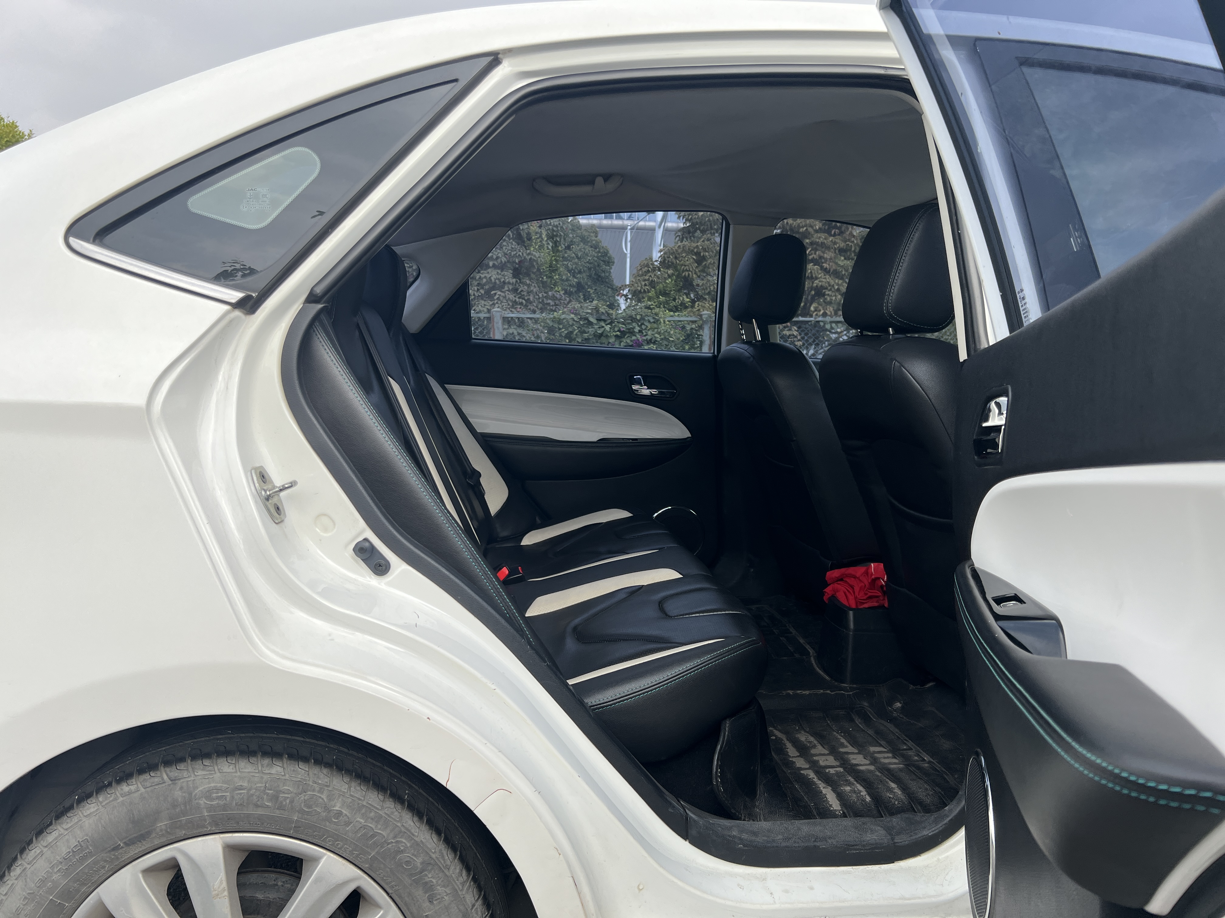 JAC 2017 imagem de carro #15