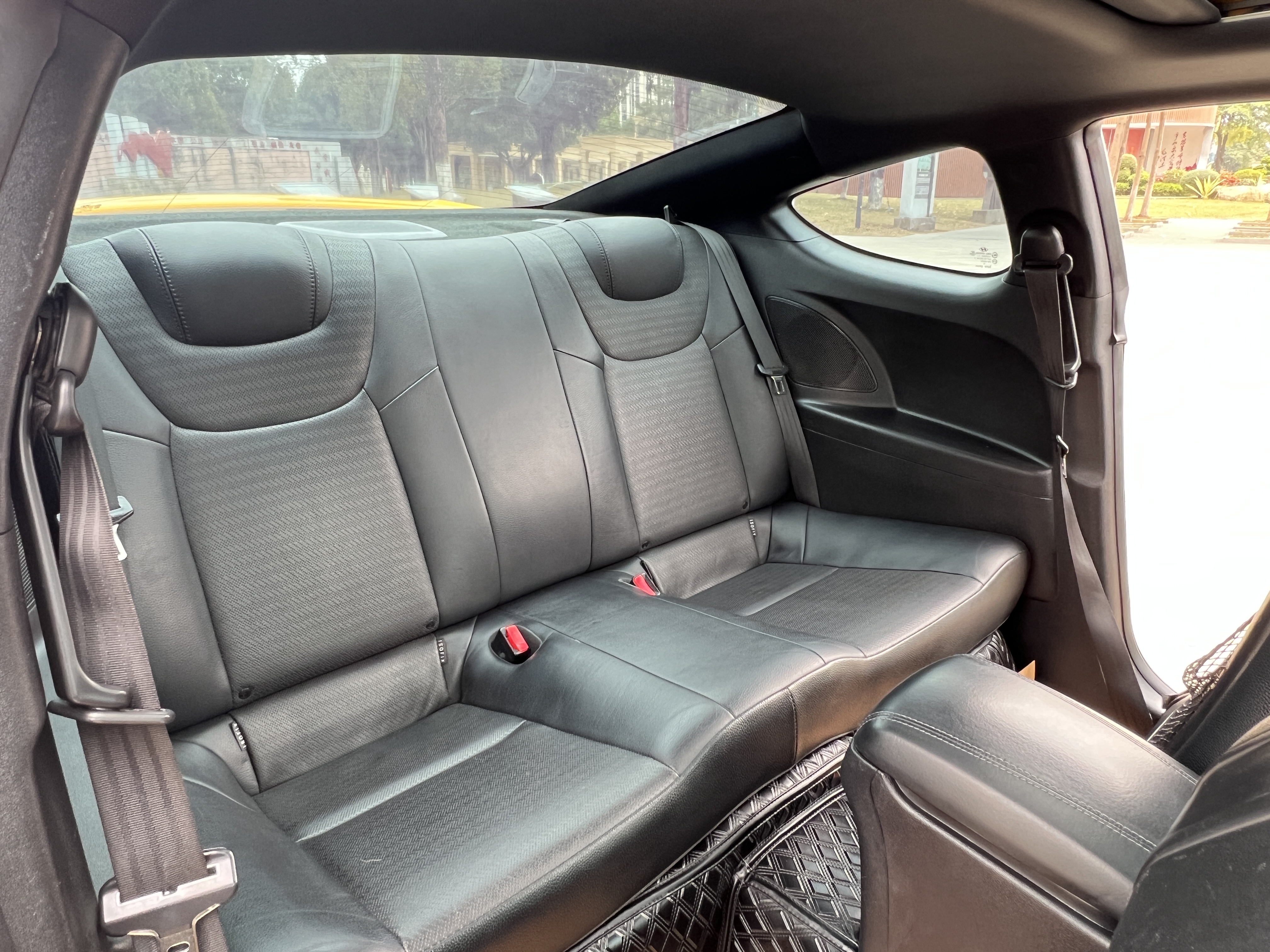 Hyundai Rohens-Coupe 2013 #15 Hyundai Rohens-Coupe 2013 car image #15