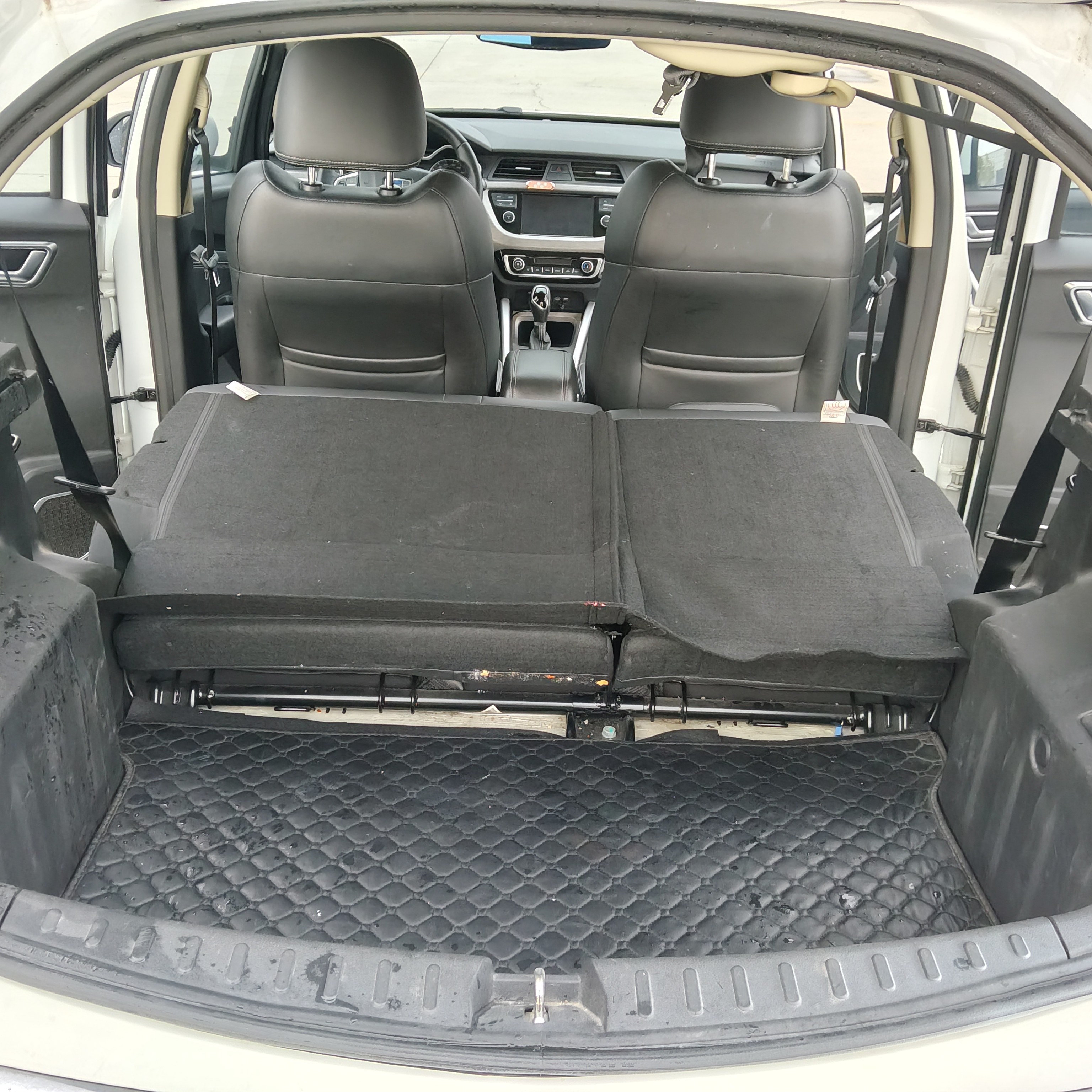 Vision X3 2020 car image #15
