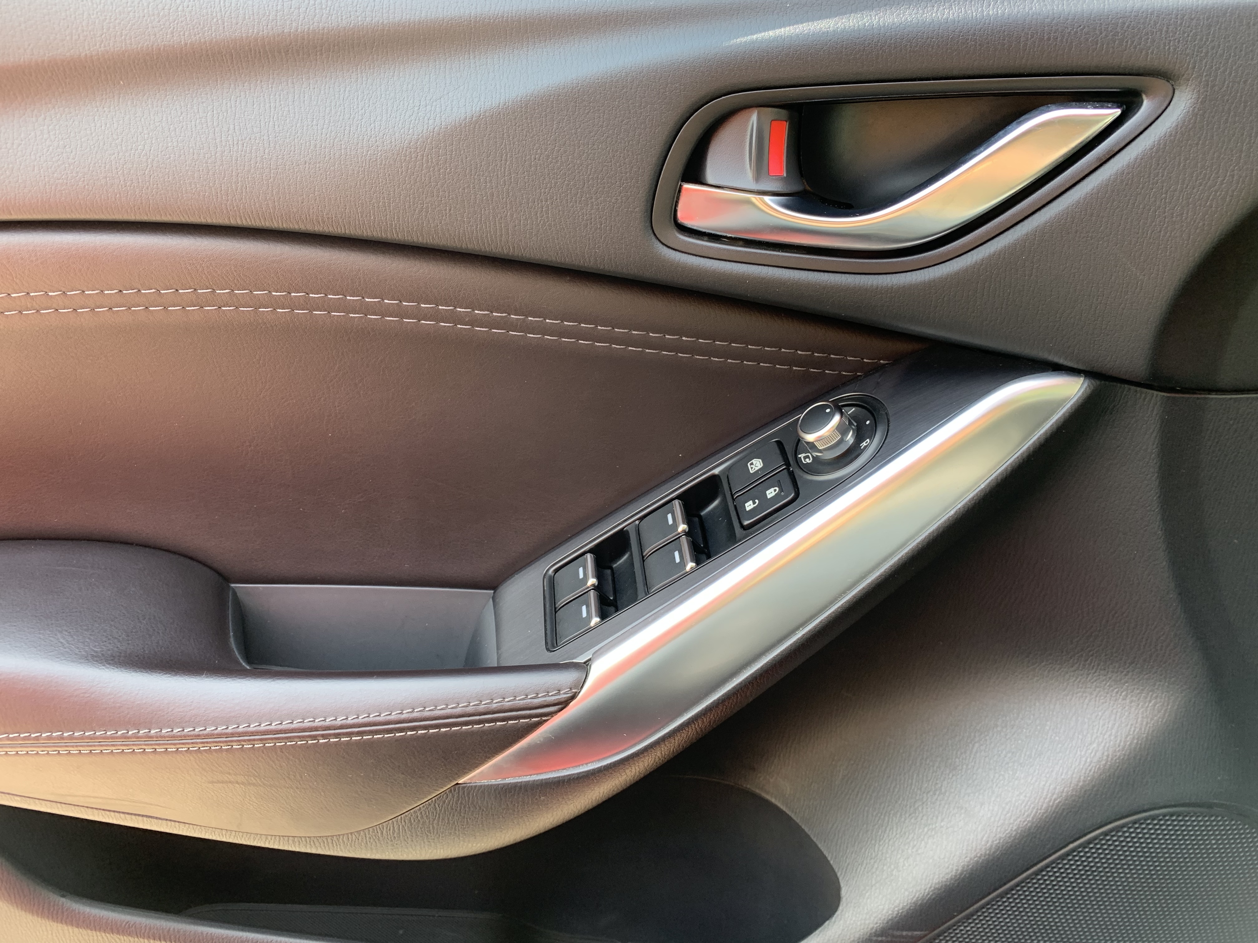 Mazda Atenza 2018 image de voiture #15