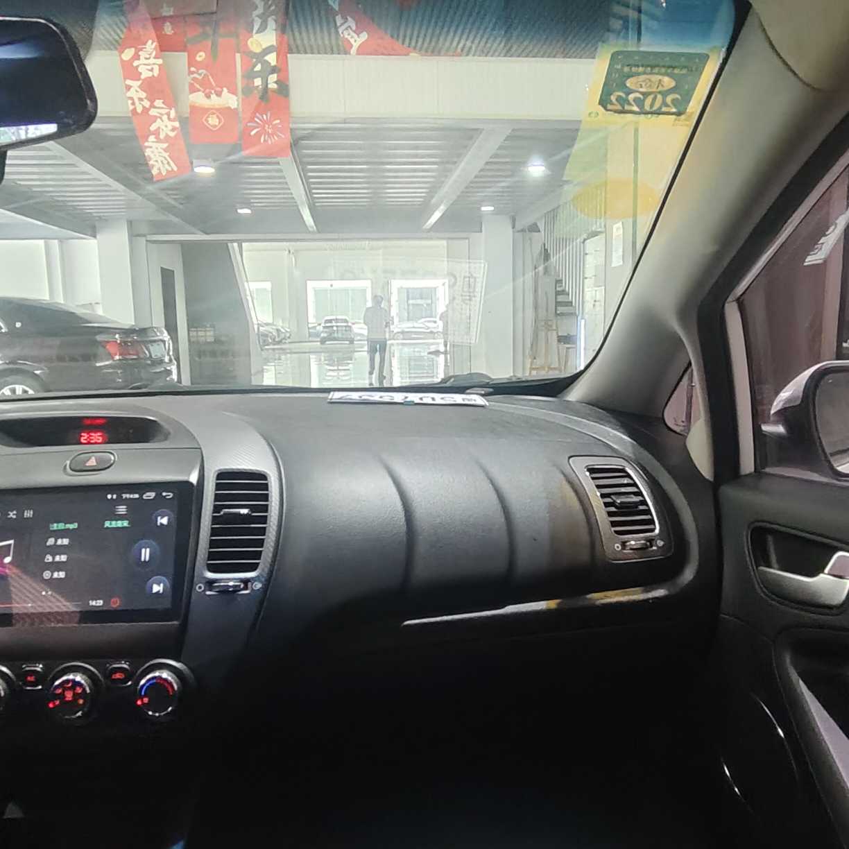 Kia K3 2018 car image #15