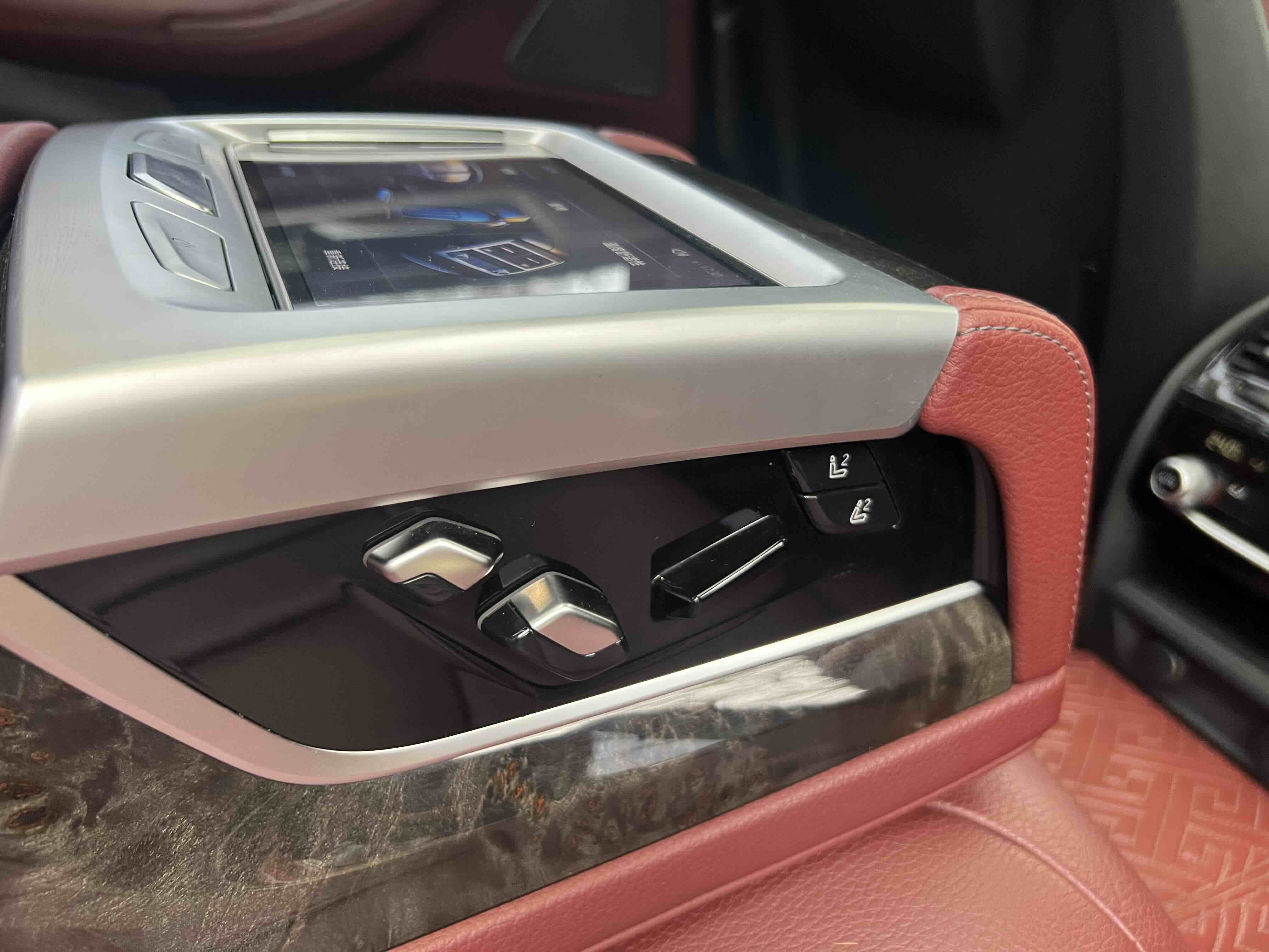 BMW 5 Series 2017 car image #15