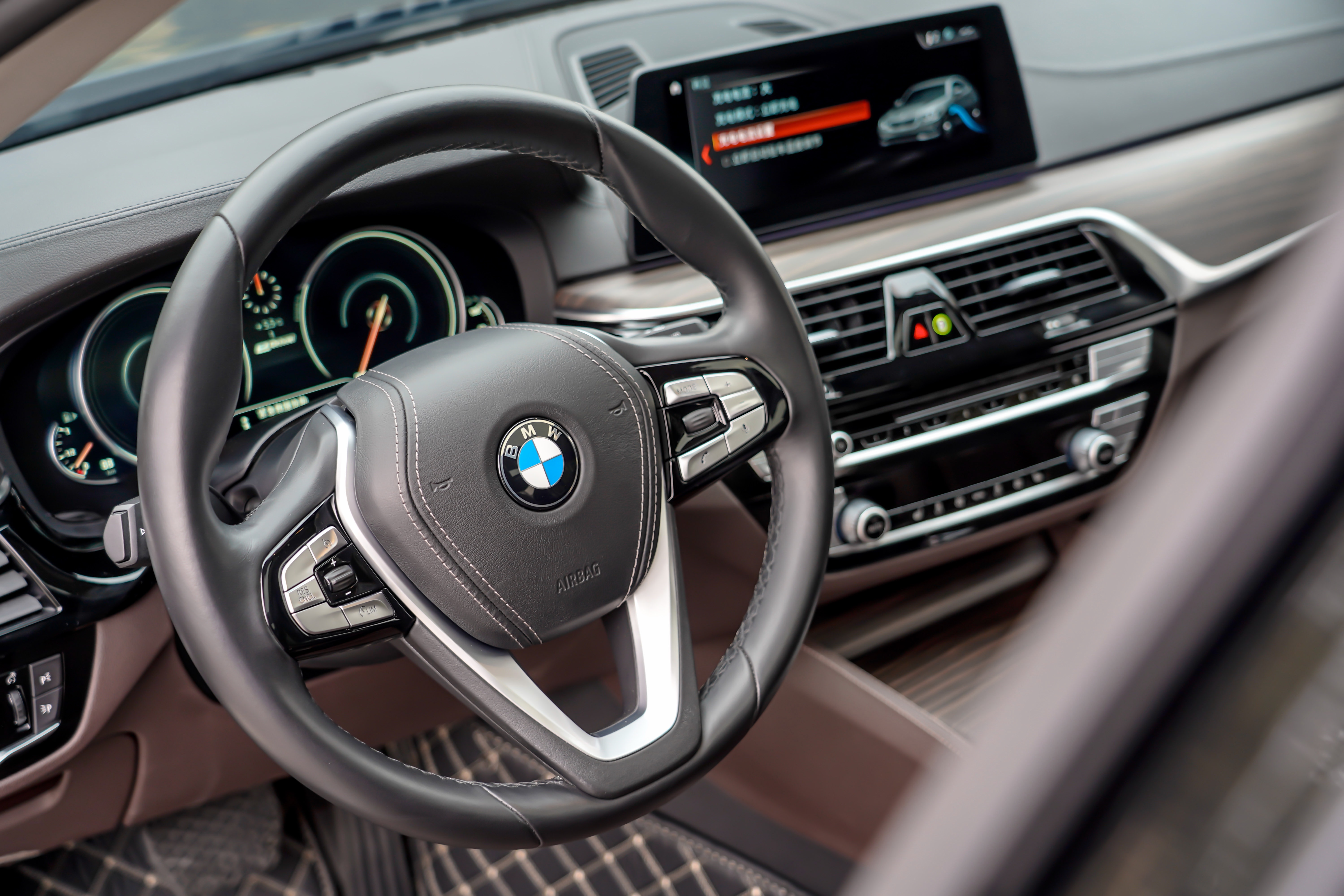 BMW 5 Series New Energy 2018 car image #15