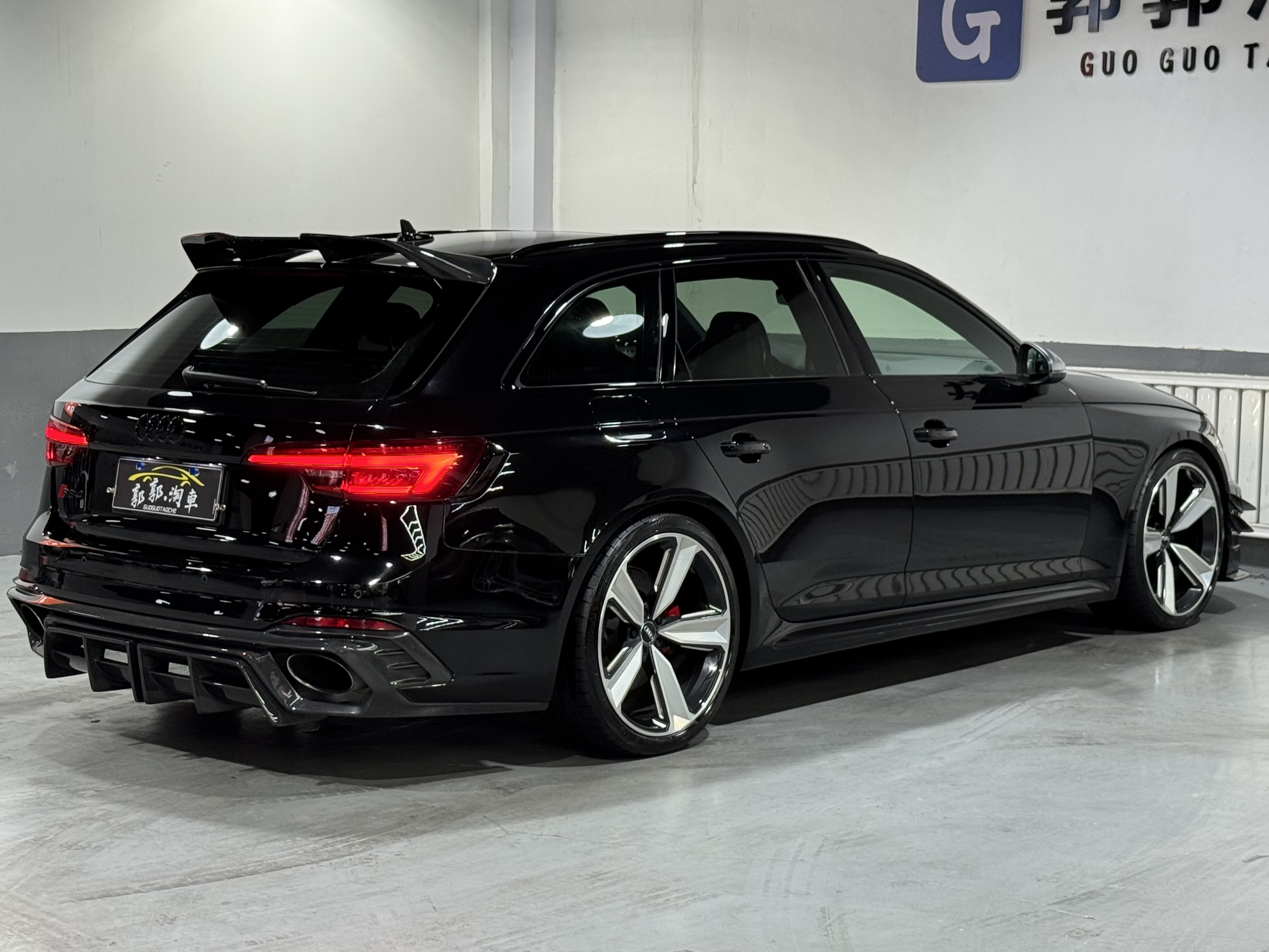 Audi RS 4 2020 #15 Audi RS 4 2020 car image #15