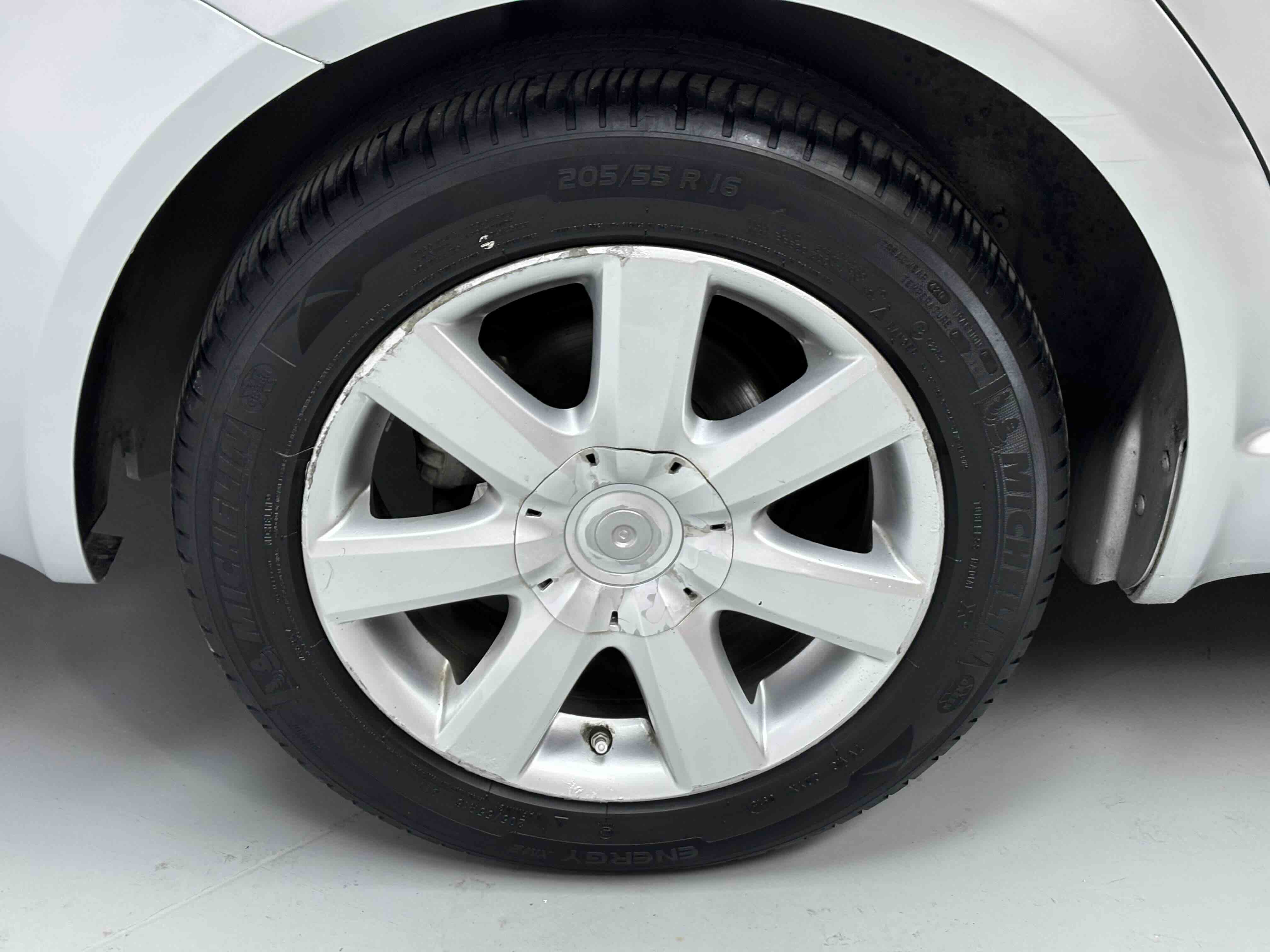 Volkswagen Passat Lingyu 2009 car image #15