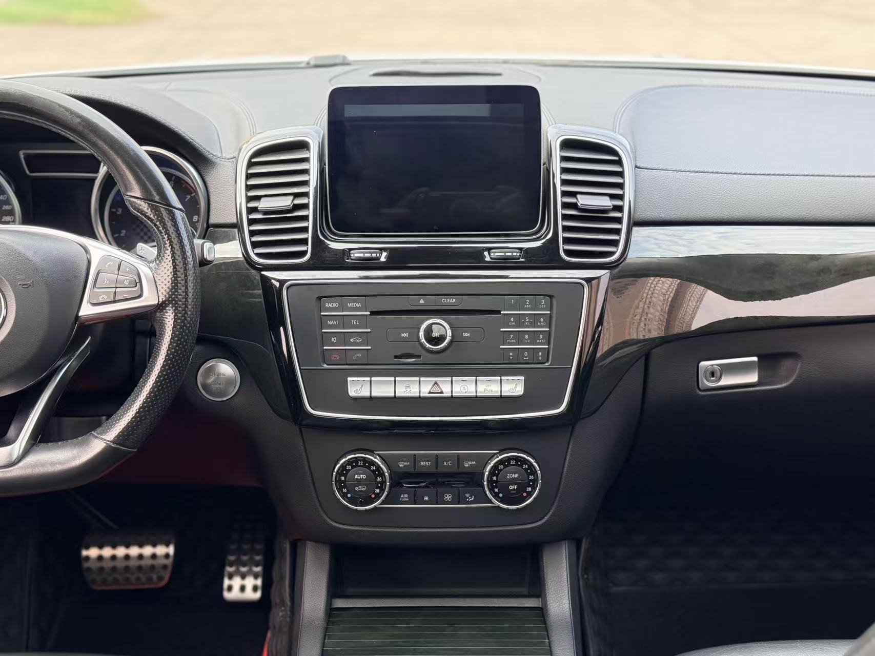 Mercedes-Benz GLE Coupe AMG 2018 car image #15