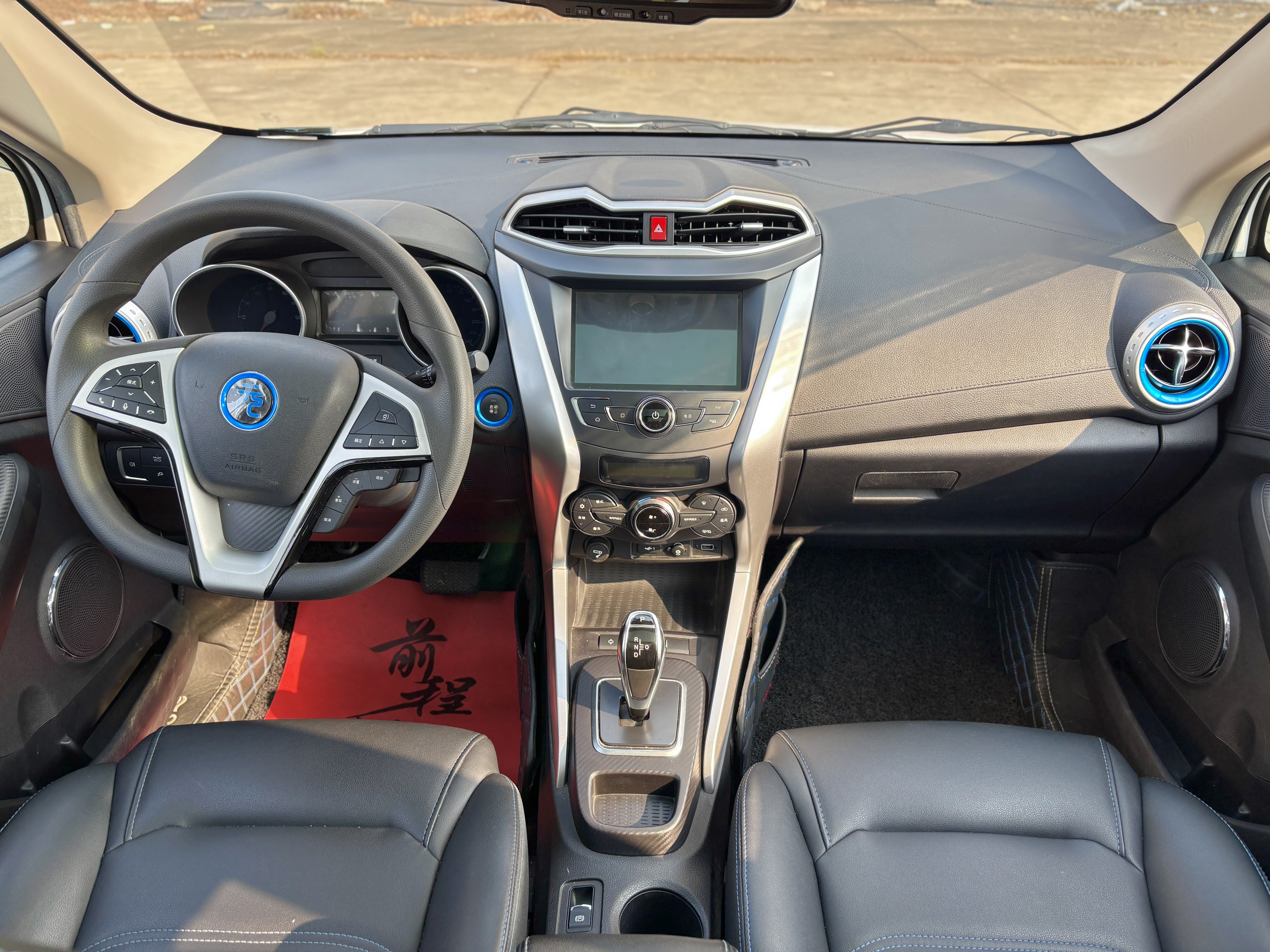 BYD Yuan New Energy 2018 car image #15