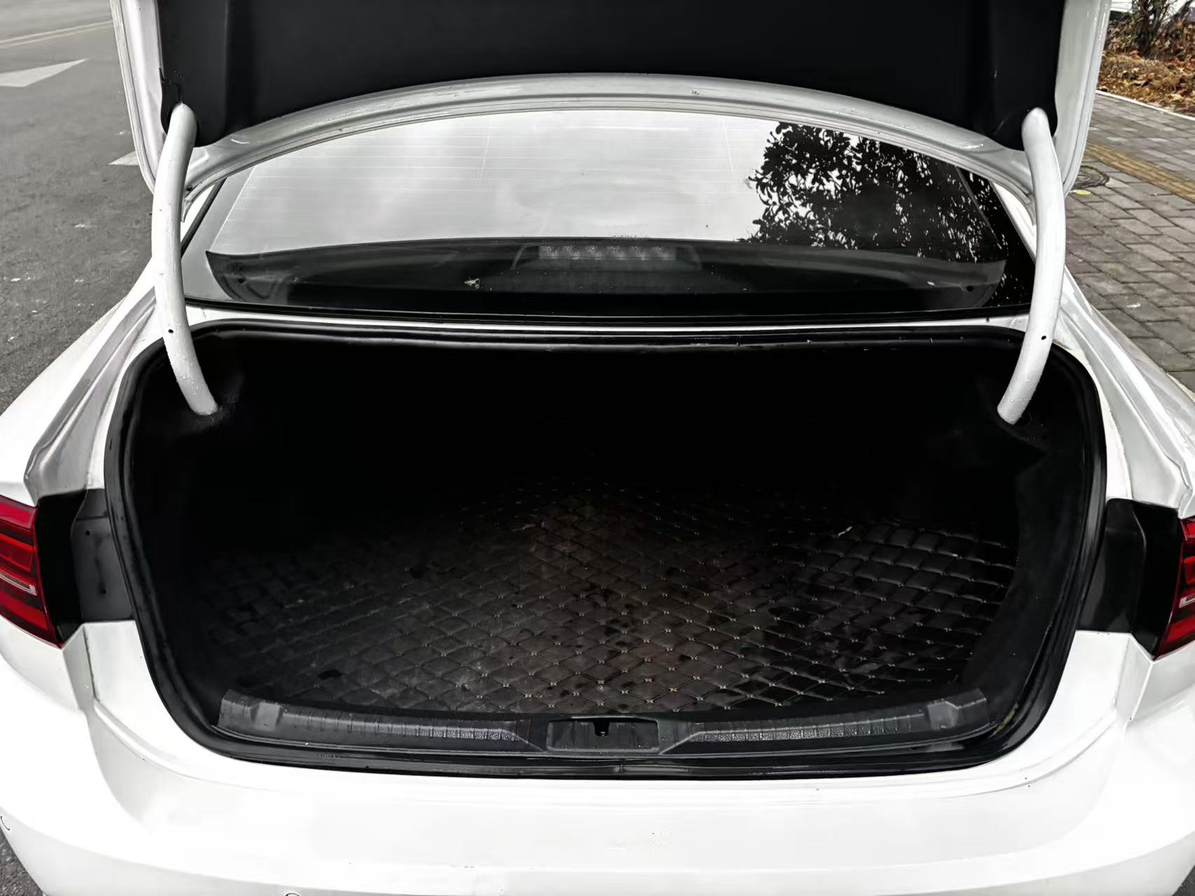 Volkswagen Lamando 2021 imagem de carro #15