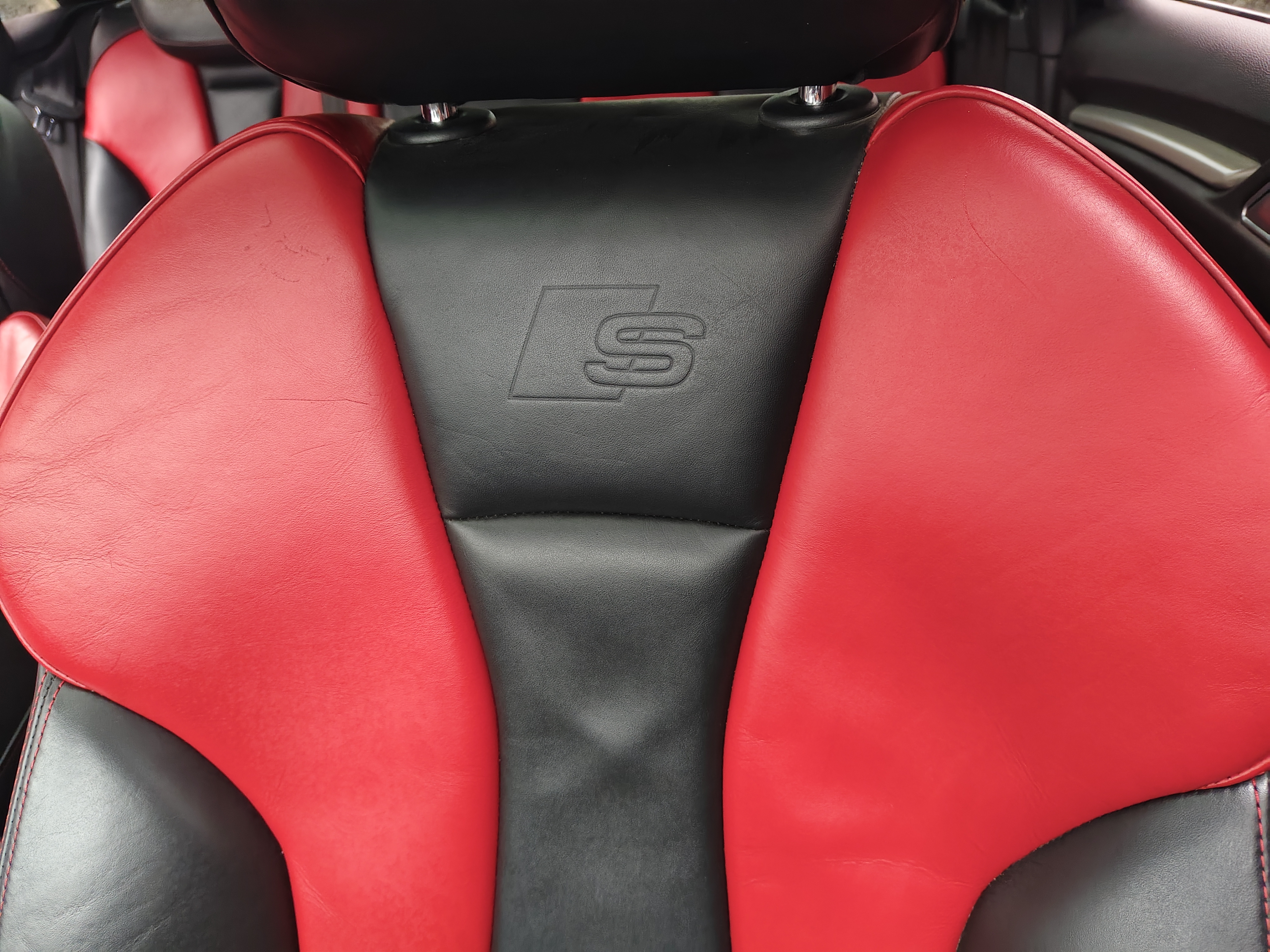 Audi S3 2019 car image #15