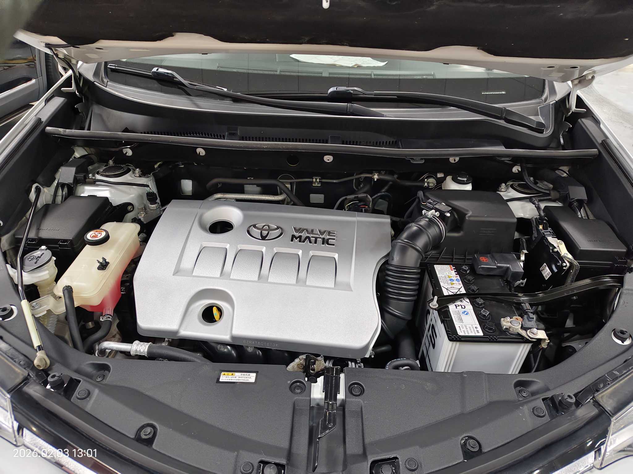 Toyota RAV4 2019 car image #15