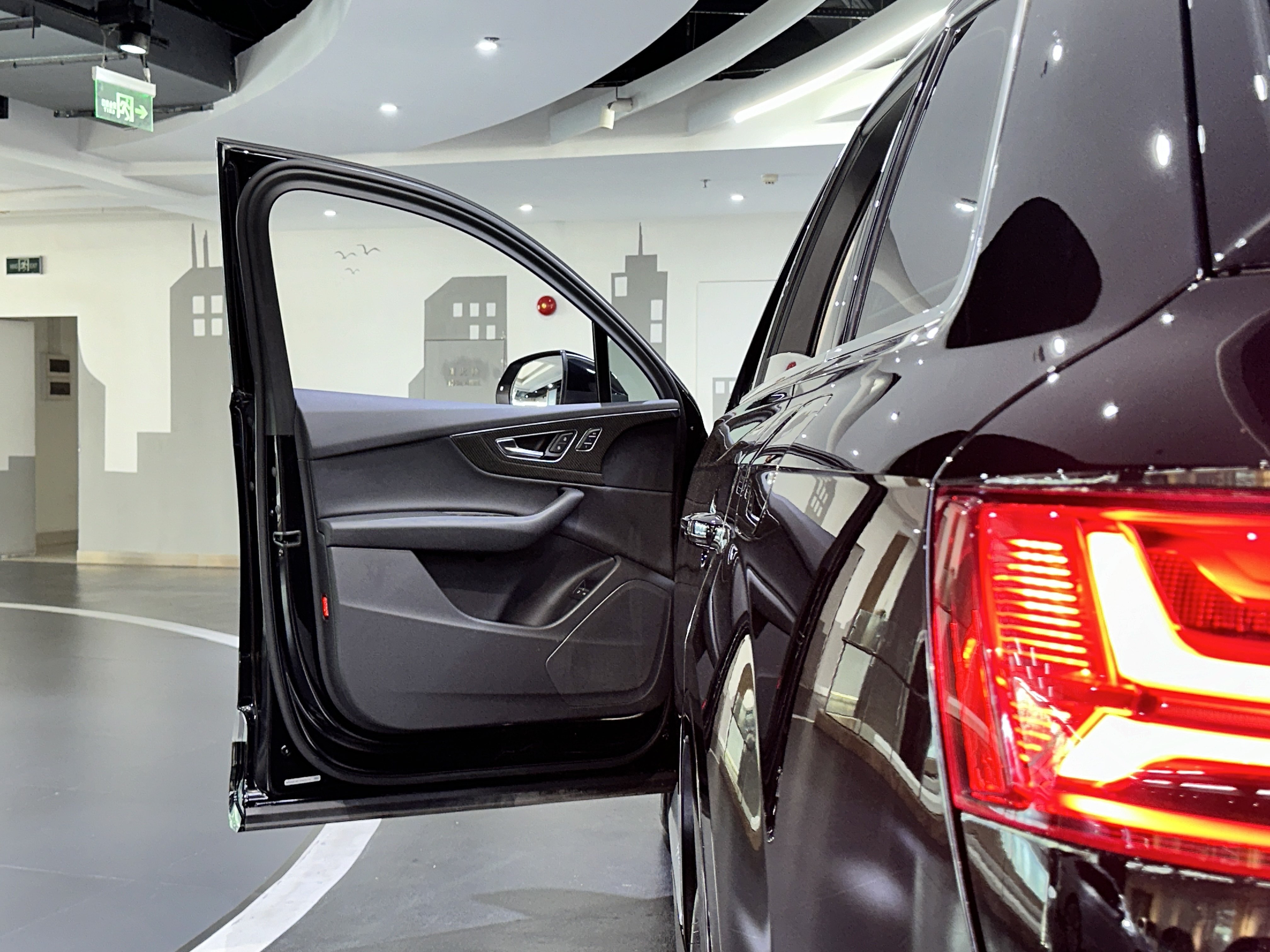 Audi Q7 New Energy 2019 car image #15