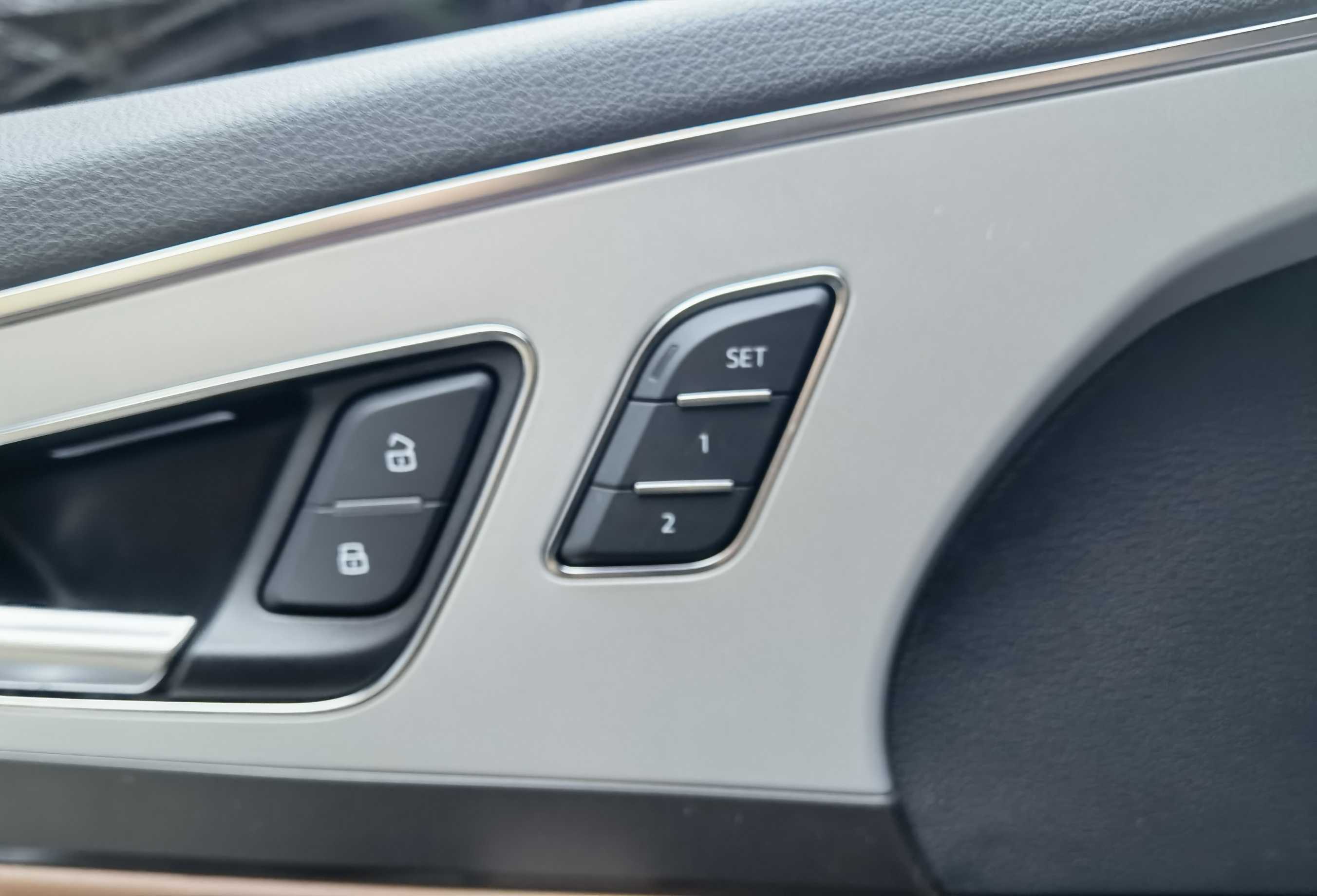 Audi Q7 New Energy 2020 car image #15