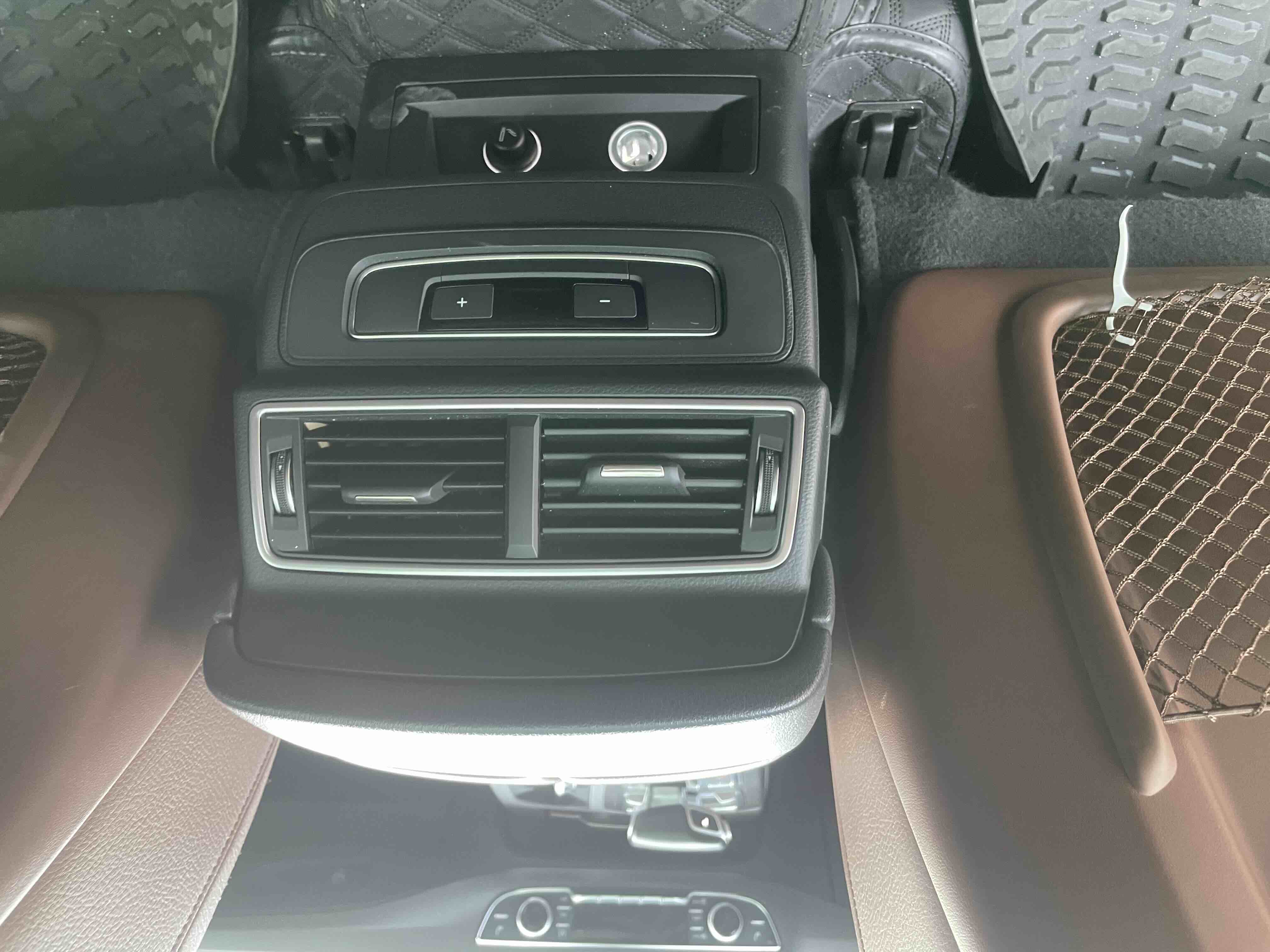 Audi Q7 New Energy 2019 #15 Audi Q7 New Energy 2019 car image #15