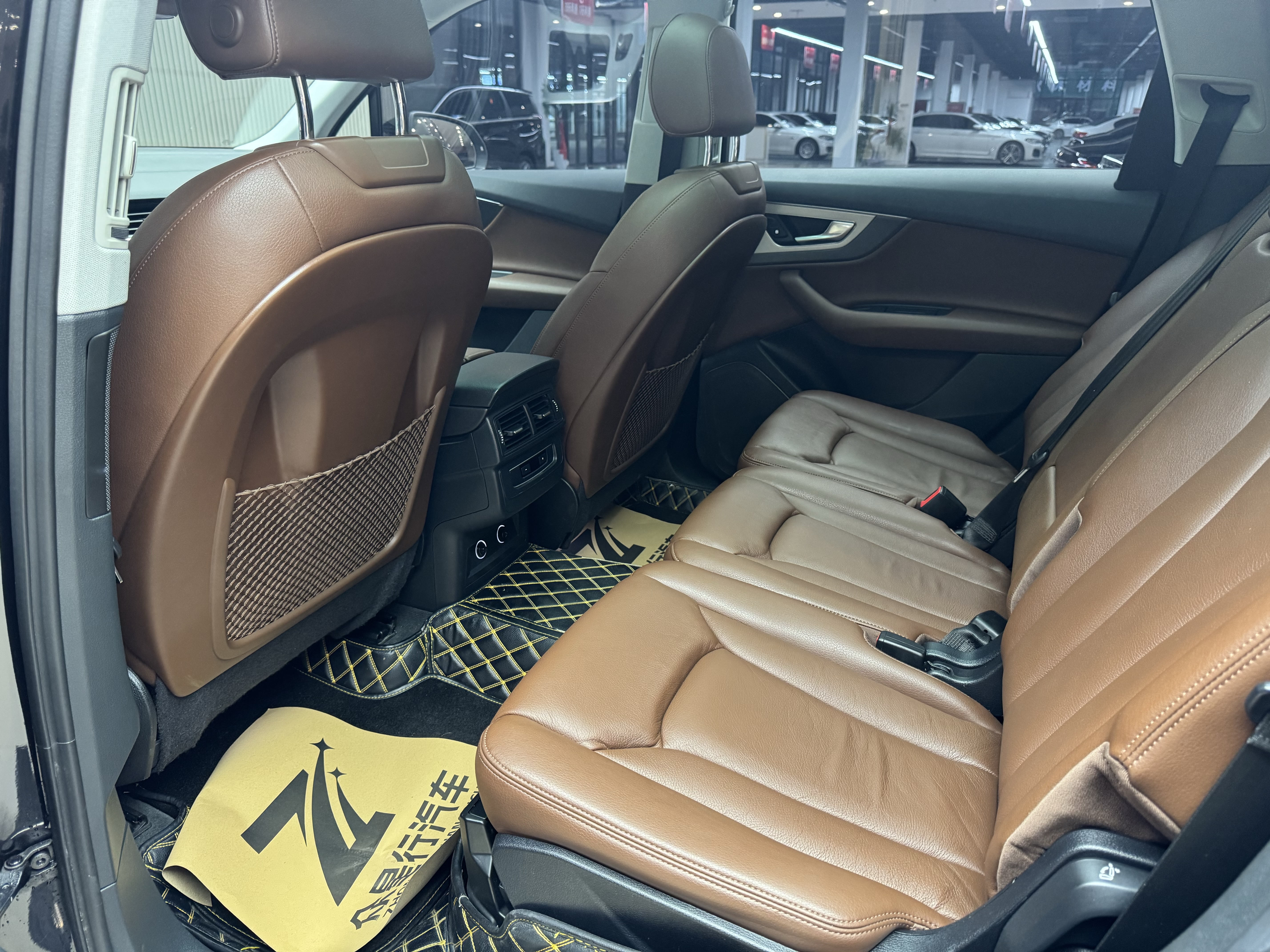 Audi Q7 2019 image de voiture #15