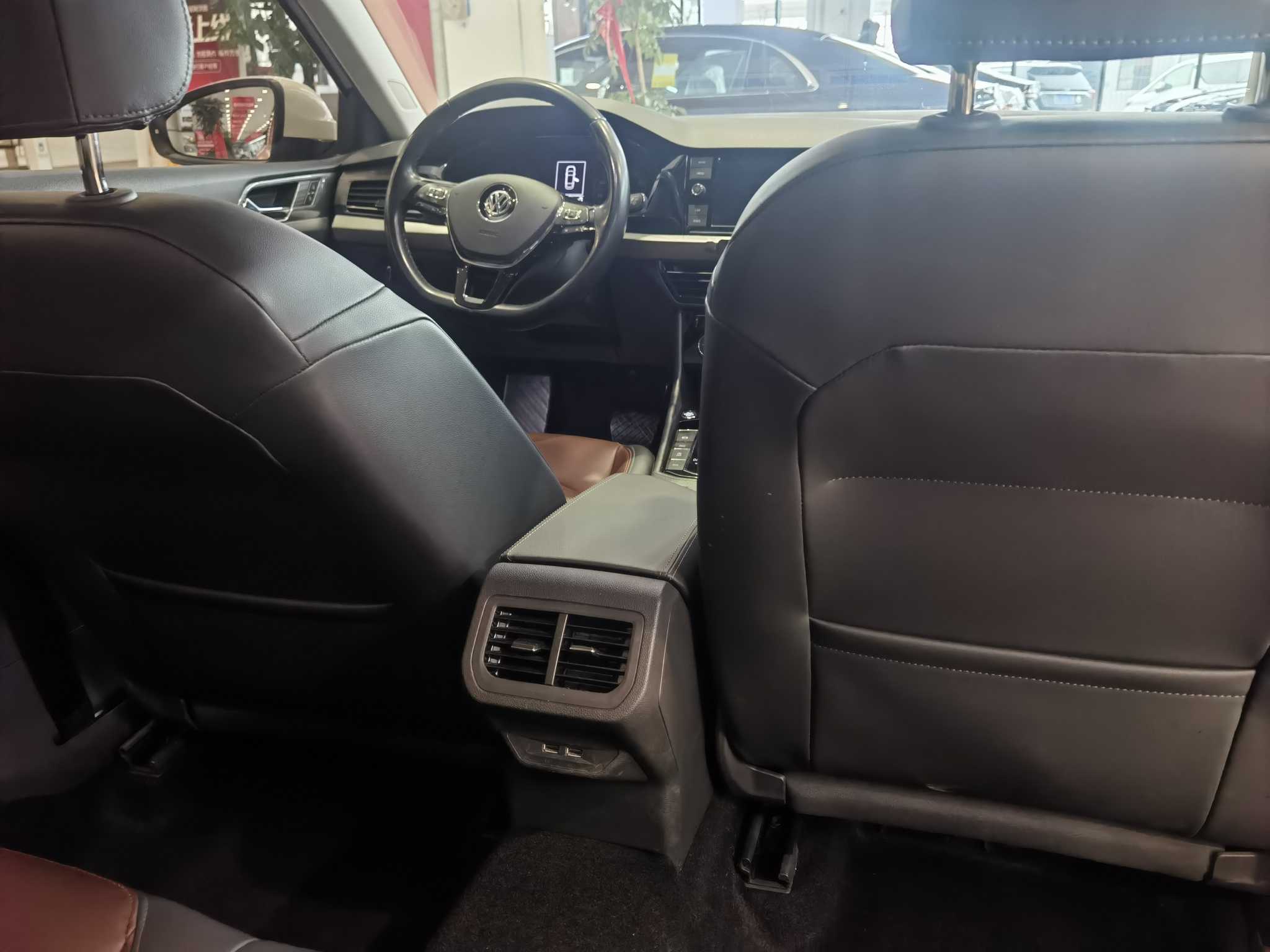 Volkswagen Lavida 2020 car image #15