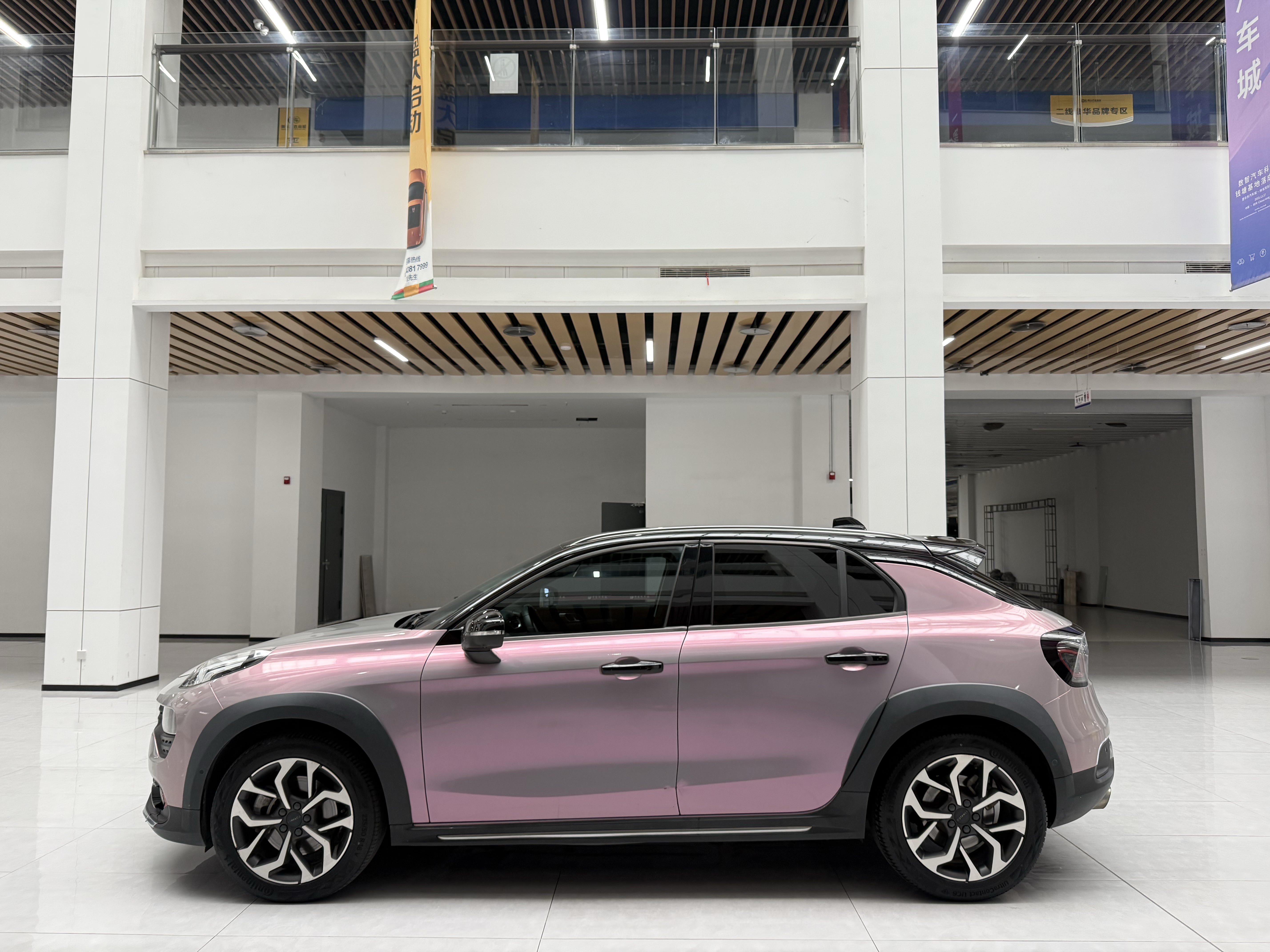 Lynk & Co 02 2019 car image #15