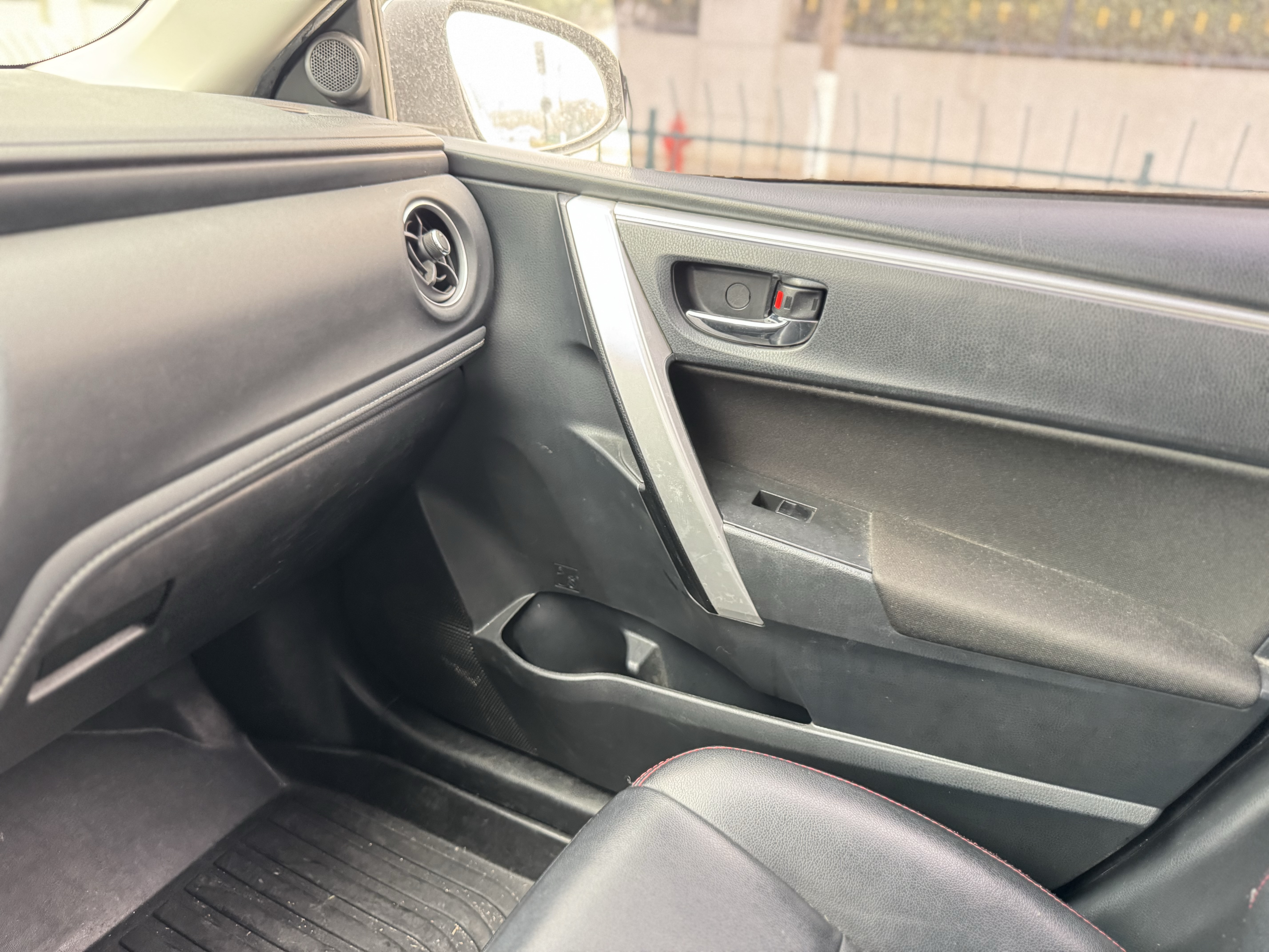 Toyota Corolla Hybird E+ 2019 изображение автомобиля #15