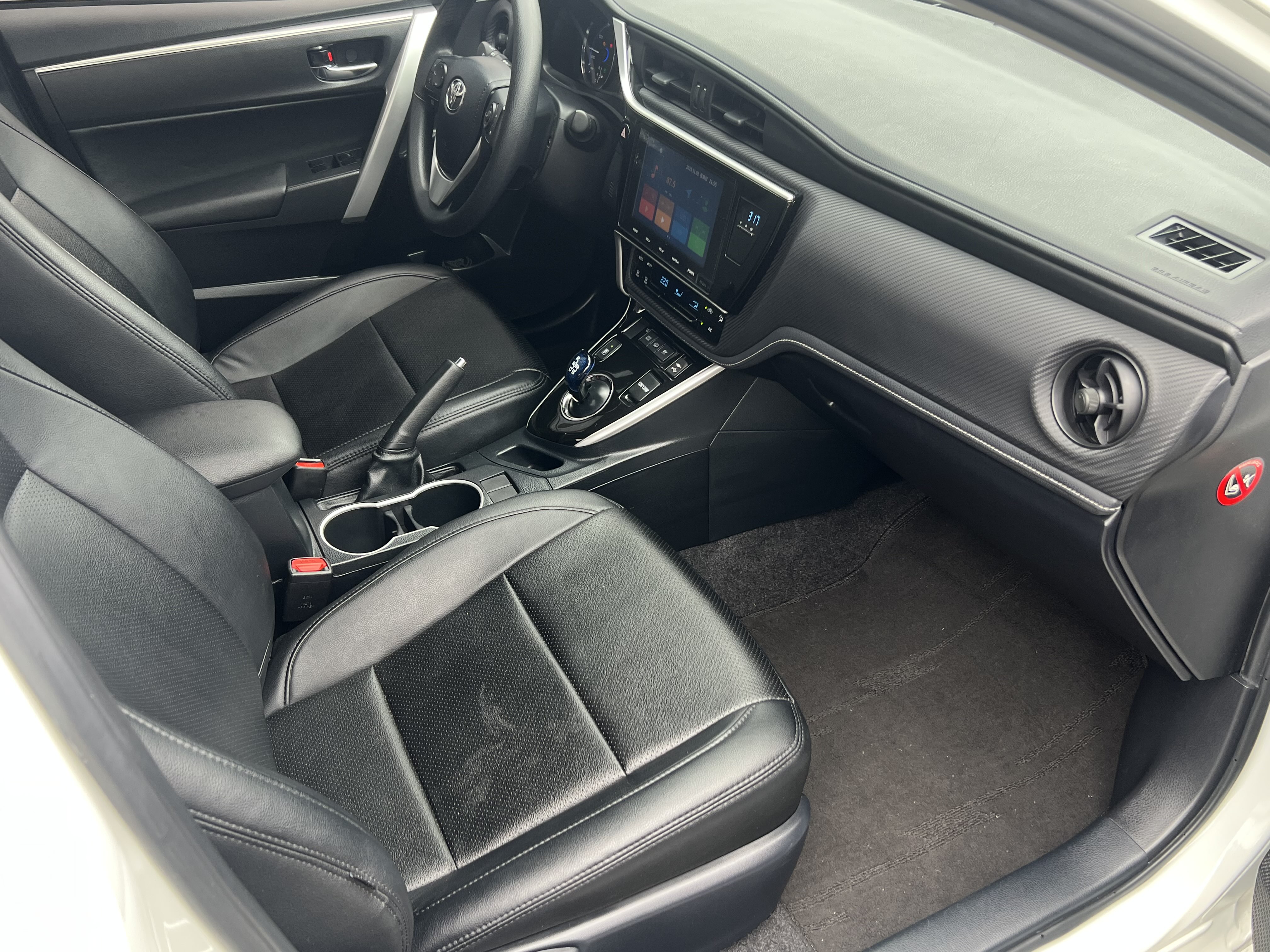 Toyota Levin Hybird E+ 2019 car image #15