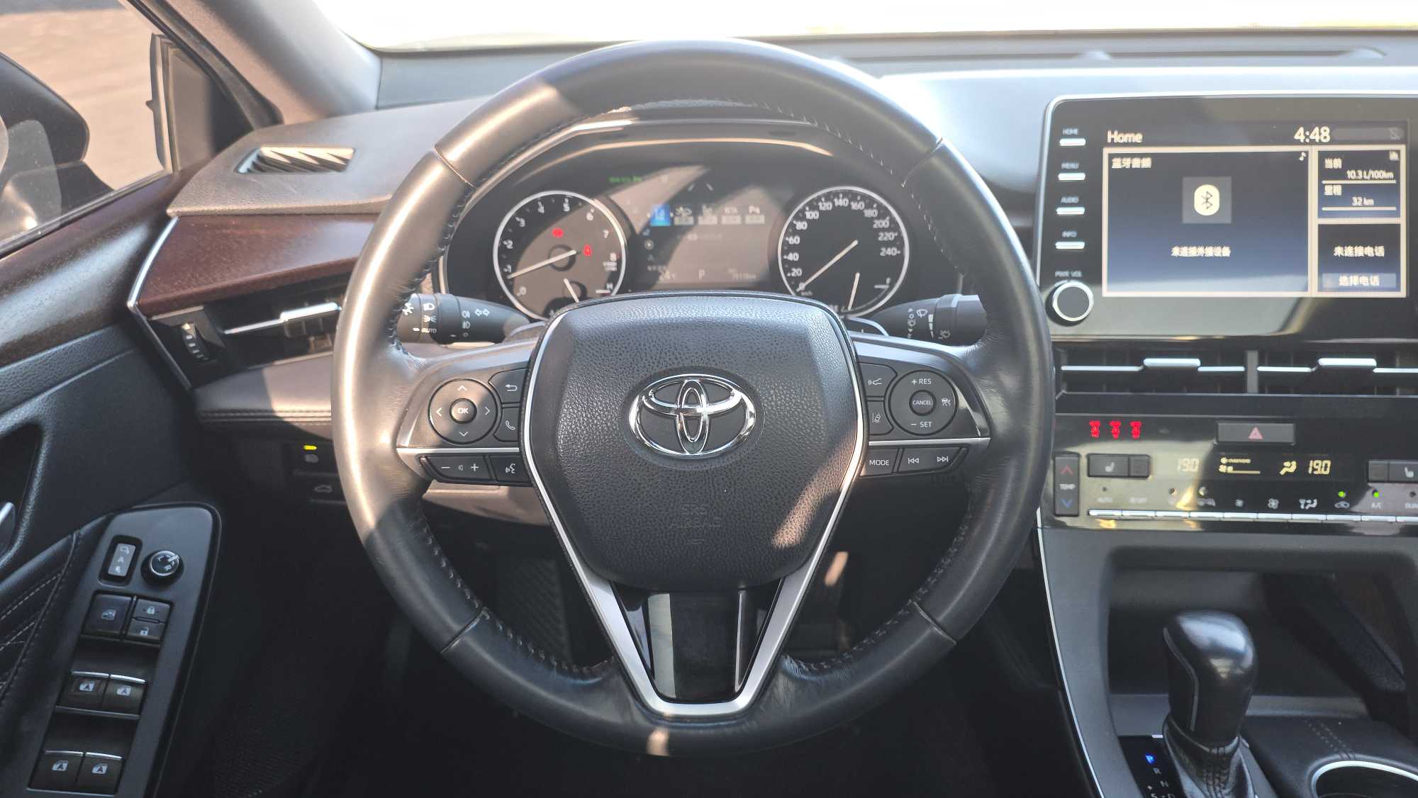 Toyota Avalon 2019 car image #15