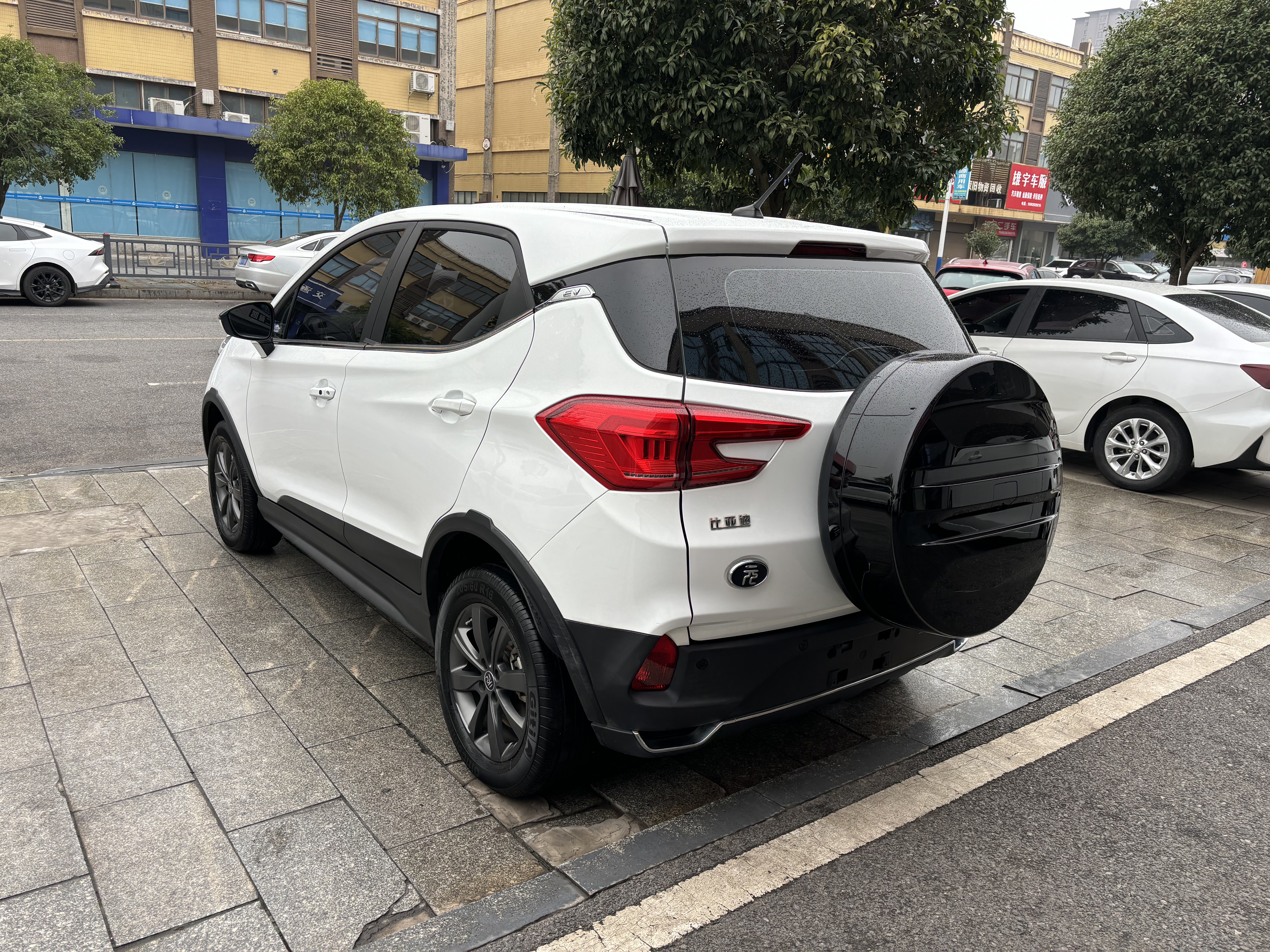 BYD Yuan New Energy 2020 car image #15