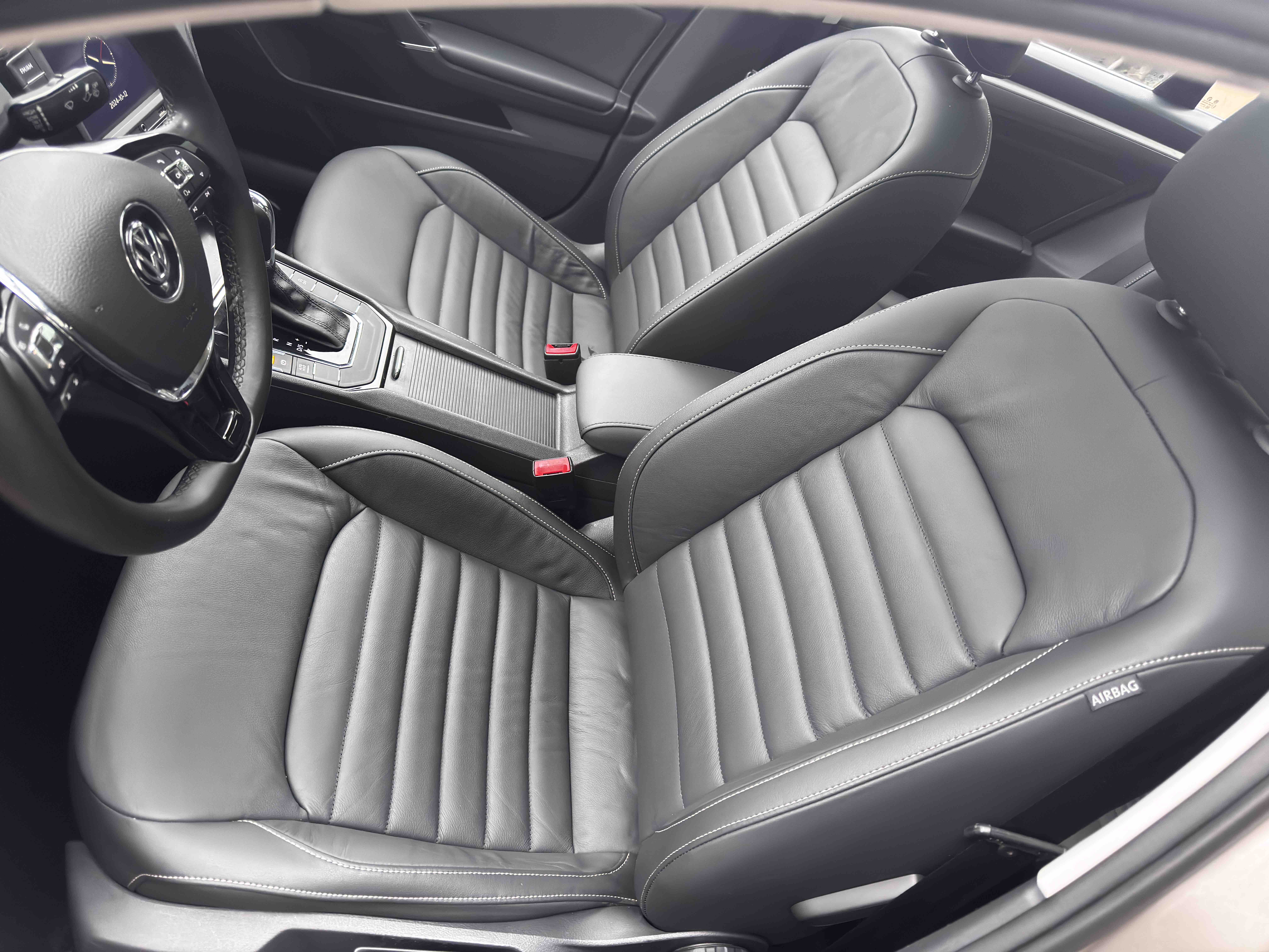 Volkswagen Lamando 2016 immagine di auto #15