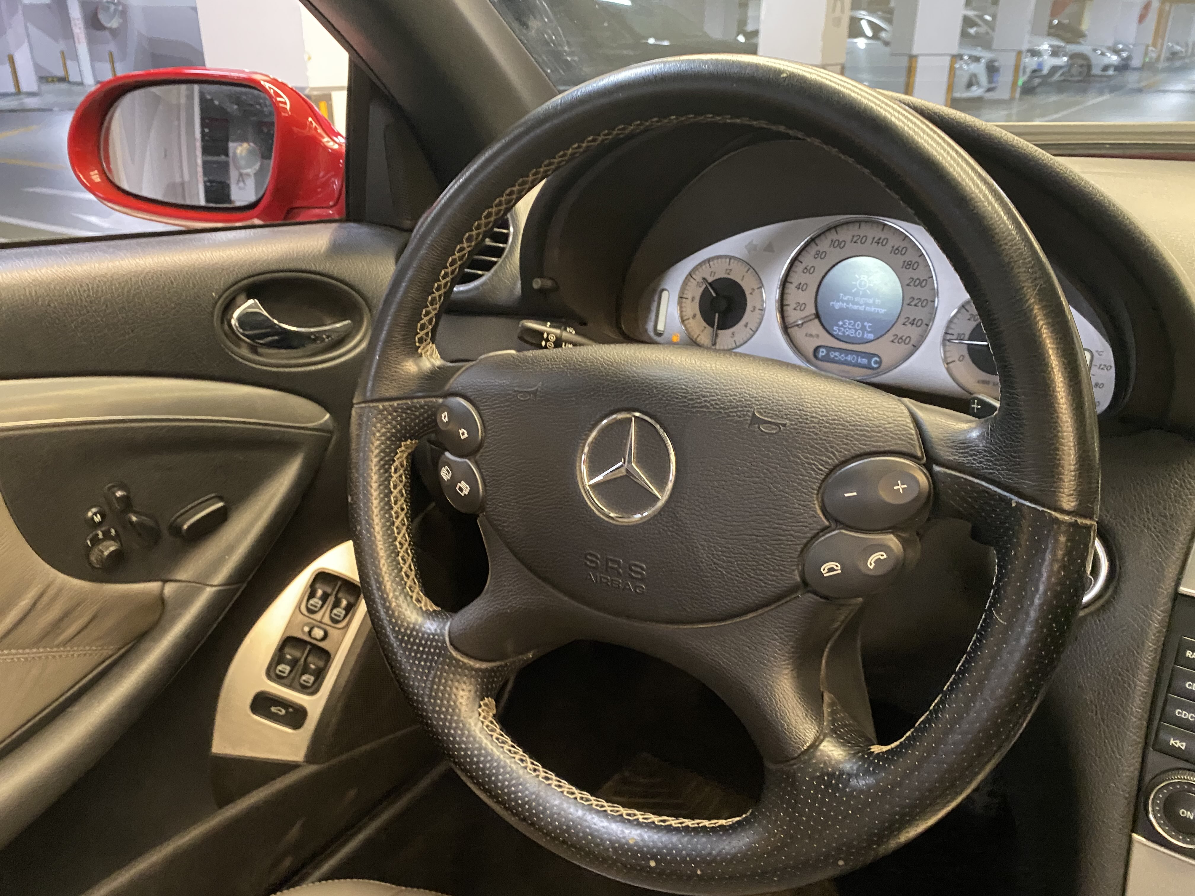 Mercedes-Benz CLK Class 2009 immagine di auto #15