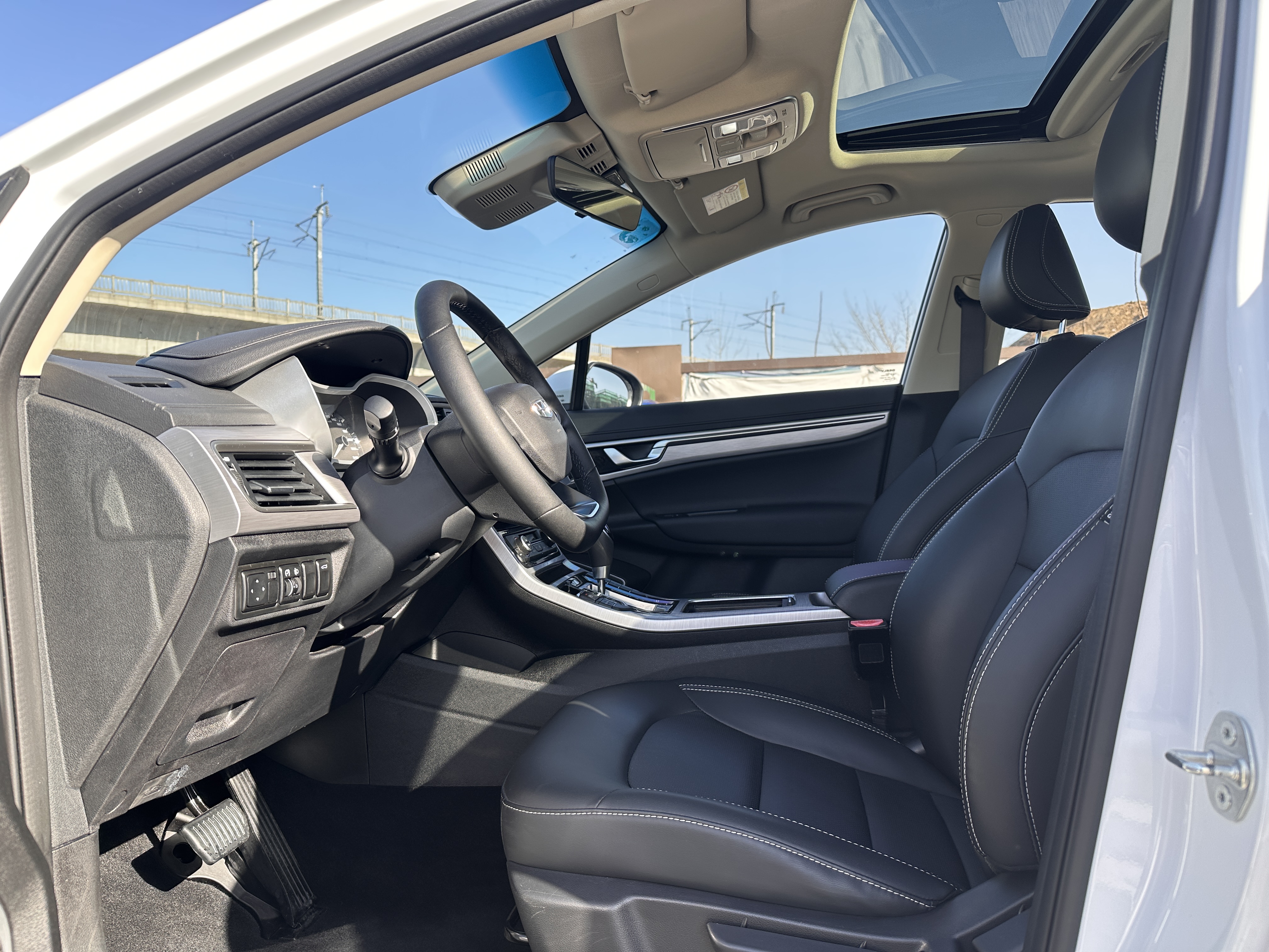 Emgrand GS 2019 #15 Emgrand GS 2019 car image #15