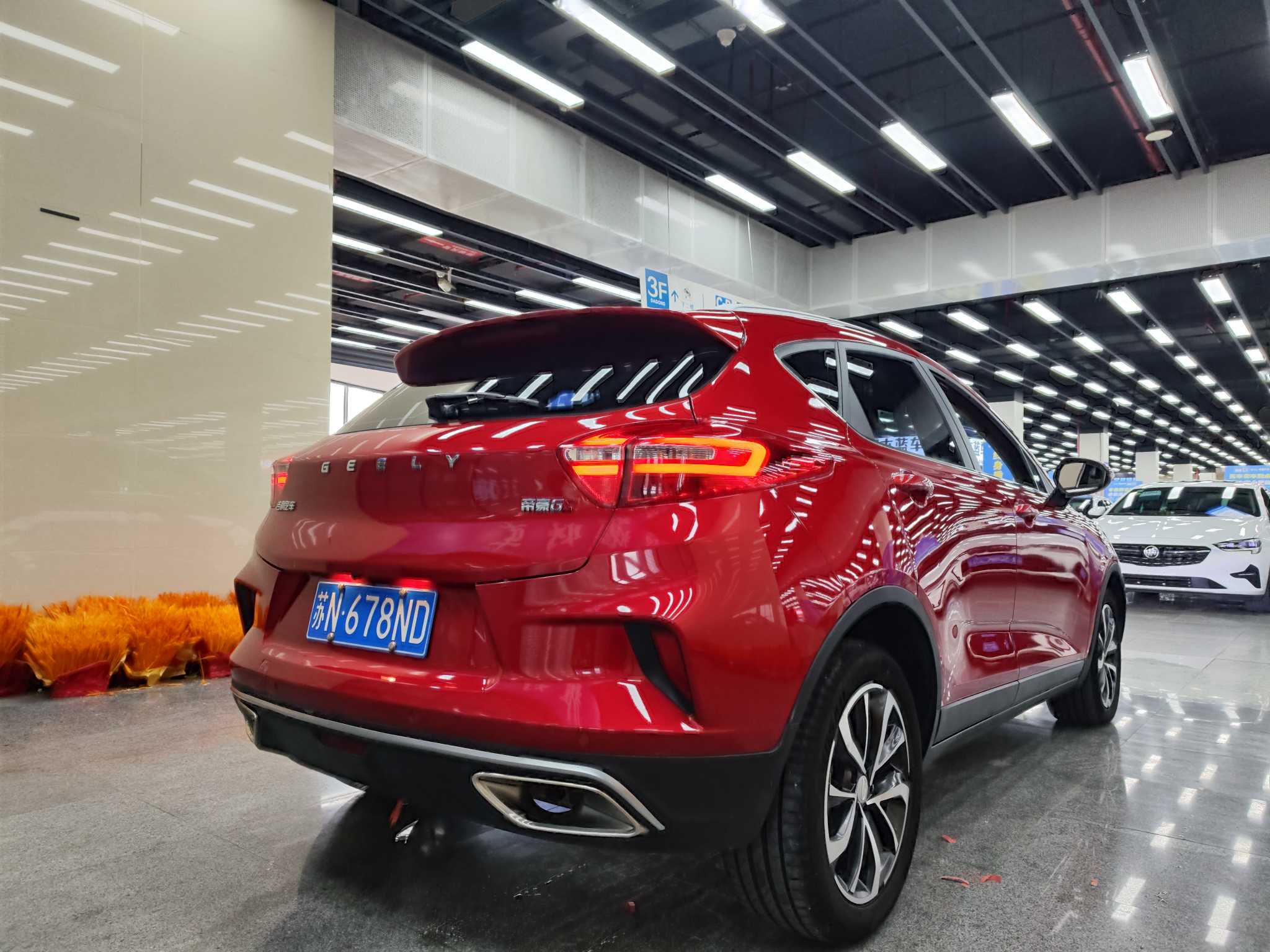 Emgrand GS 2020 car image #15