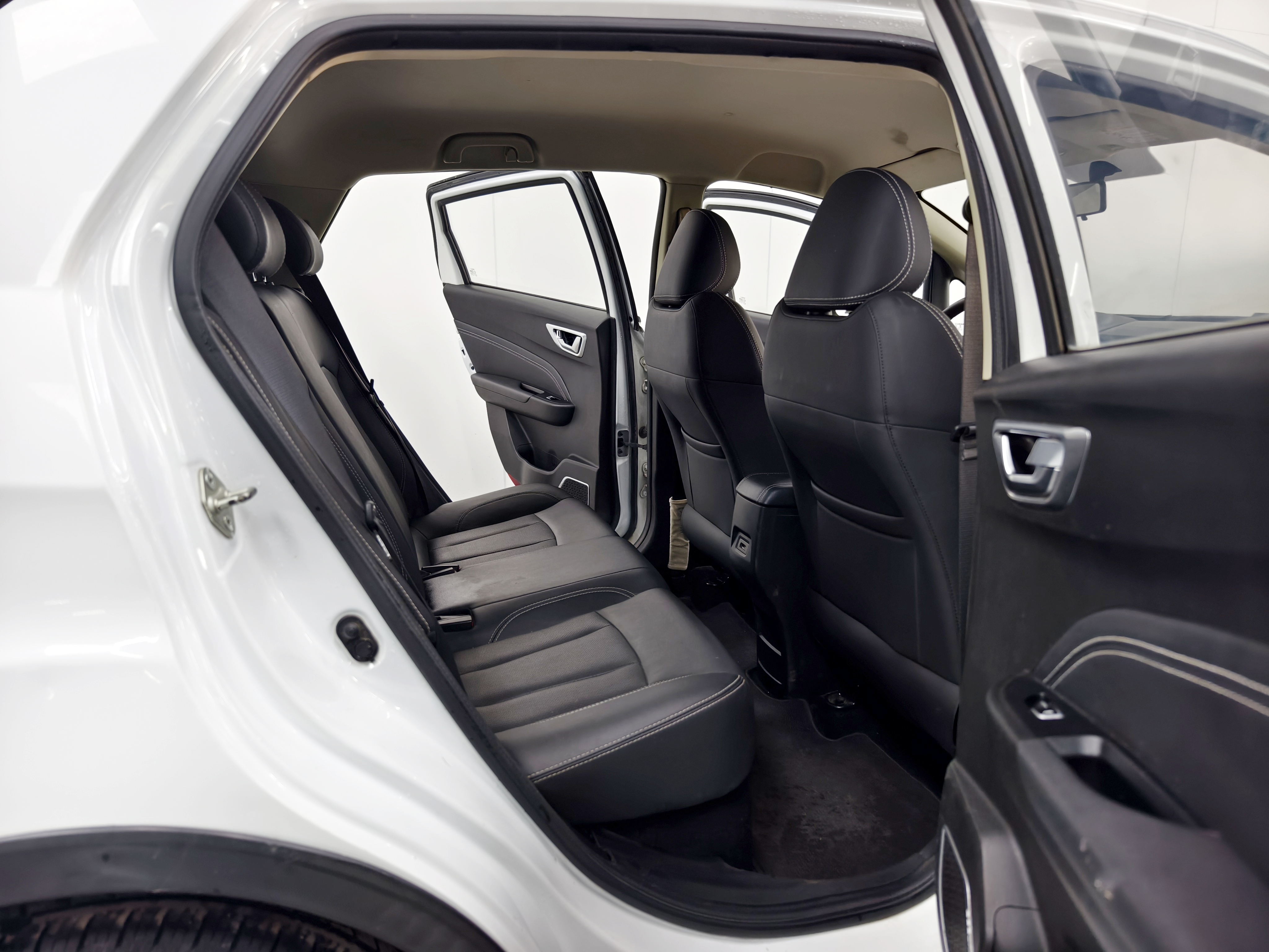 Vision X3 2019 #15 Vision X3 2019 car image #15
