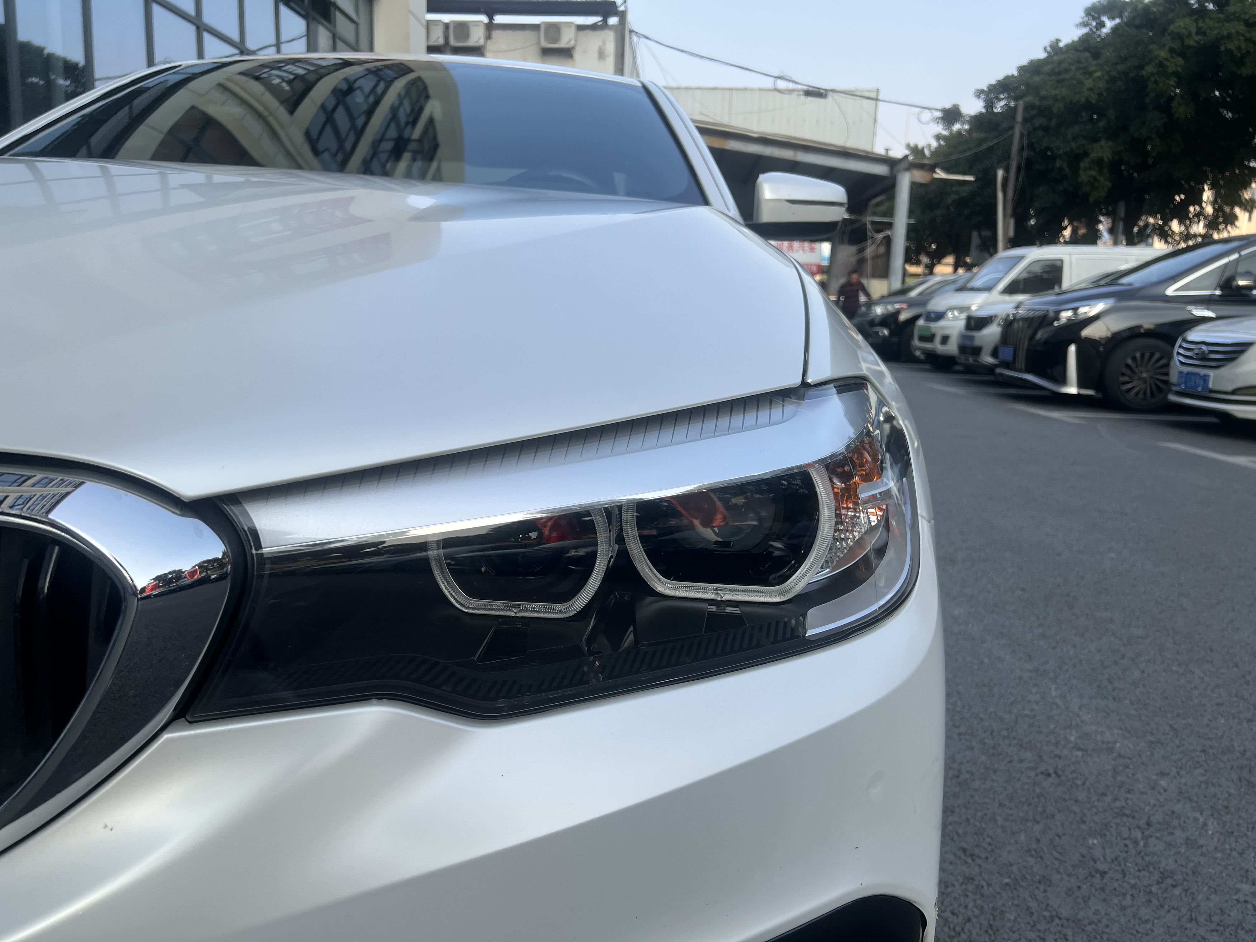 BMW 5 Series 2019 car image #15