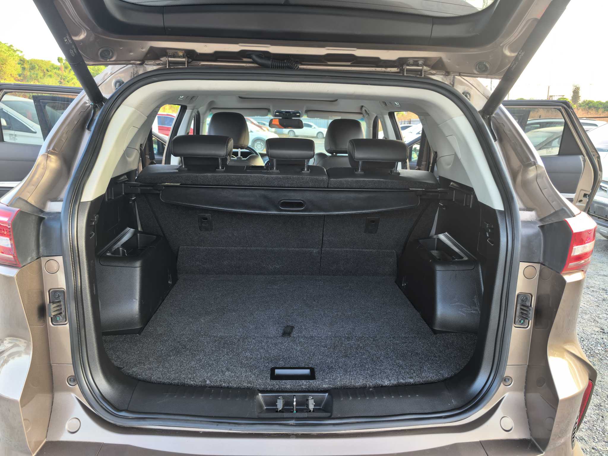 X70 2019 #15 X70 2019 car image #15