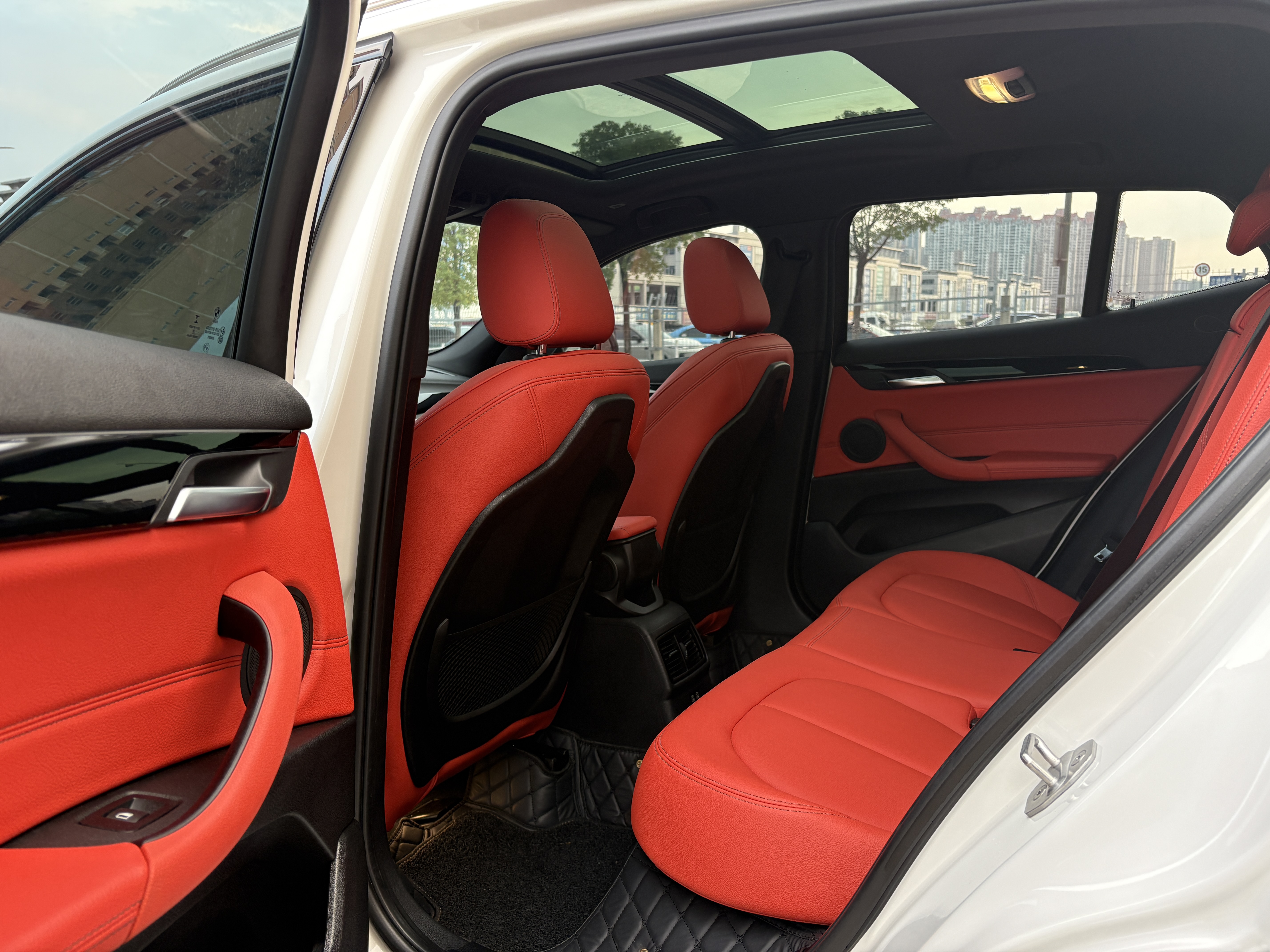 BMW X2 2020 car image #15